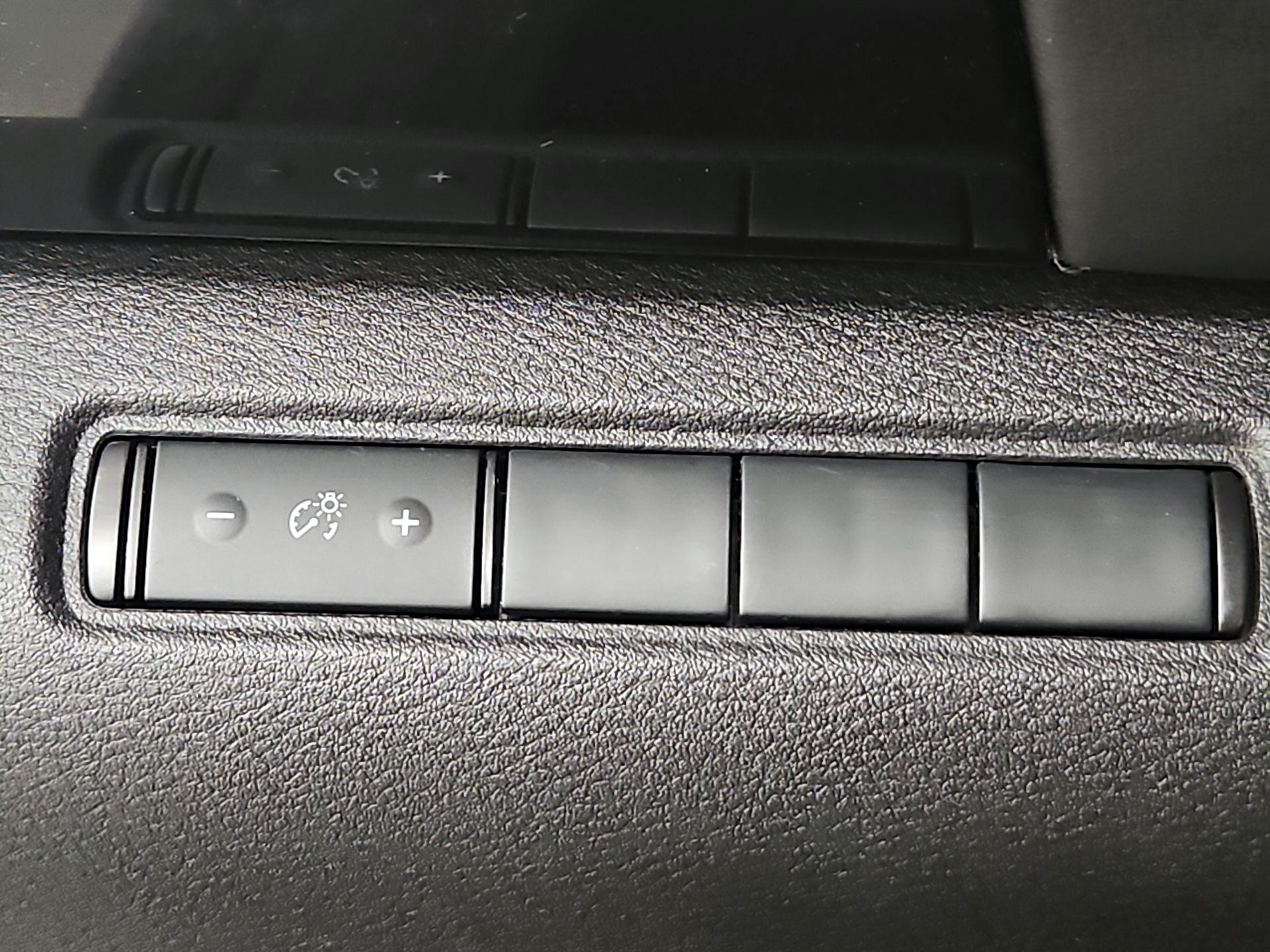 Thumbnail: 2024 Nissan Pathfinder - 13