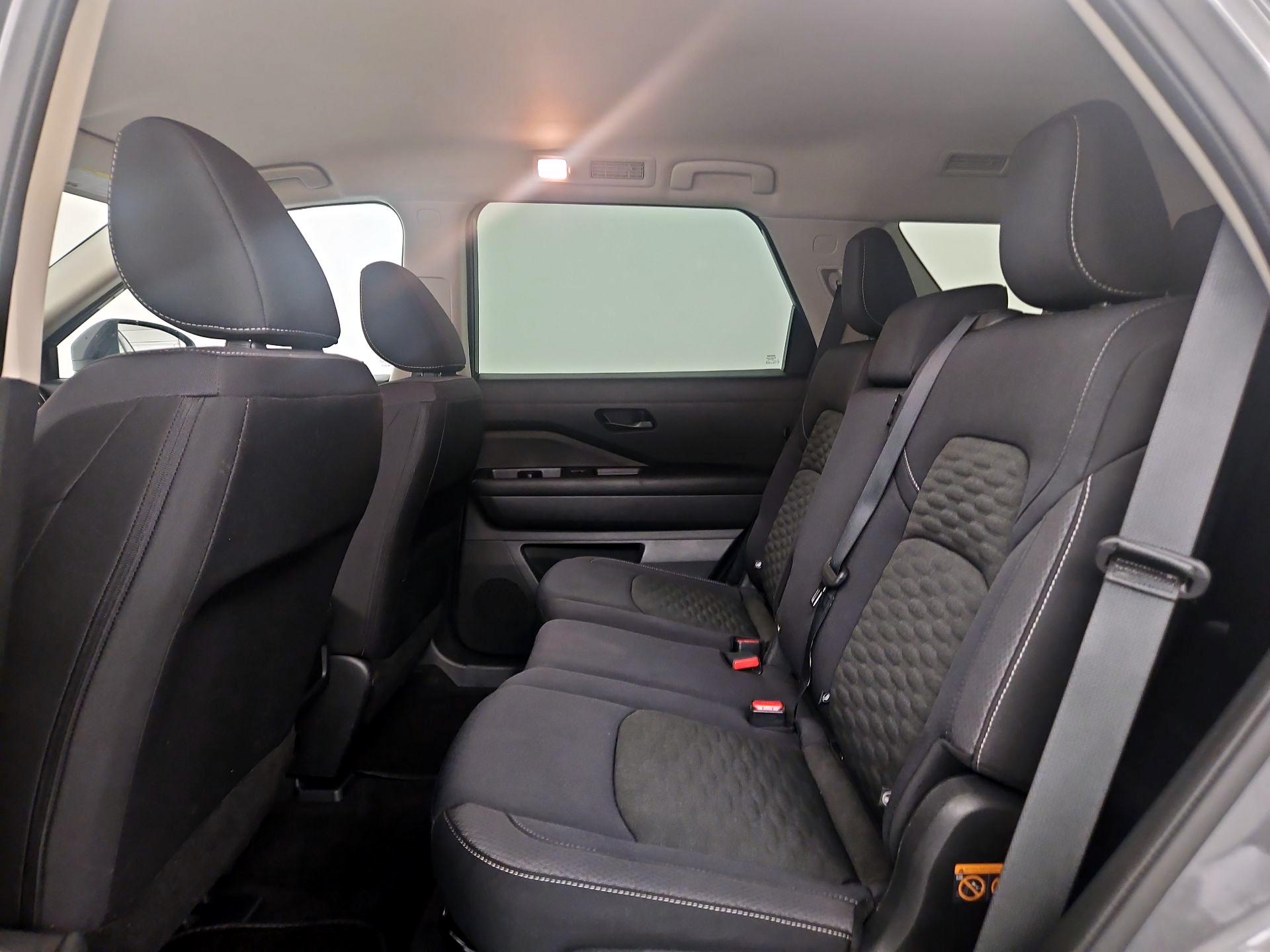 Thumbnail: 2024 Nissan Pathfinder - 19