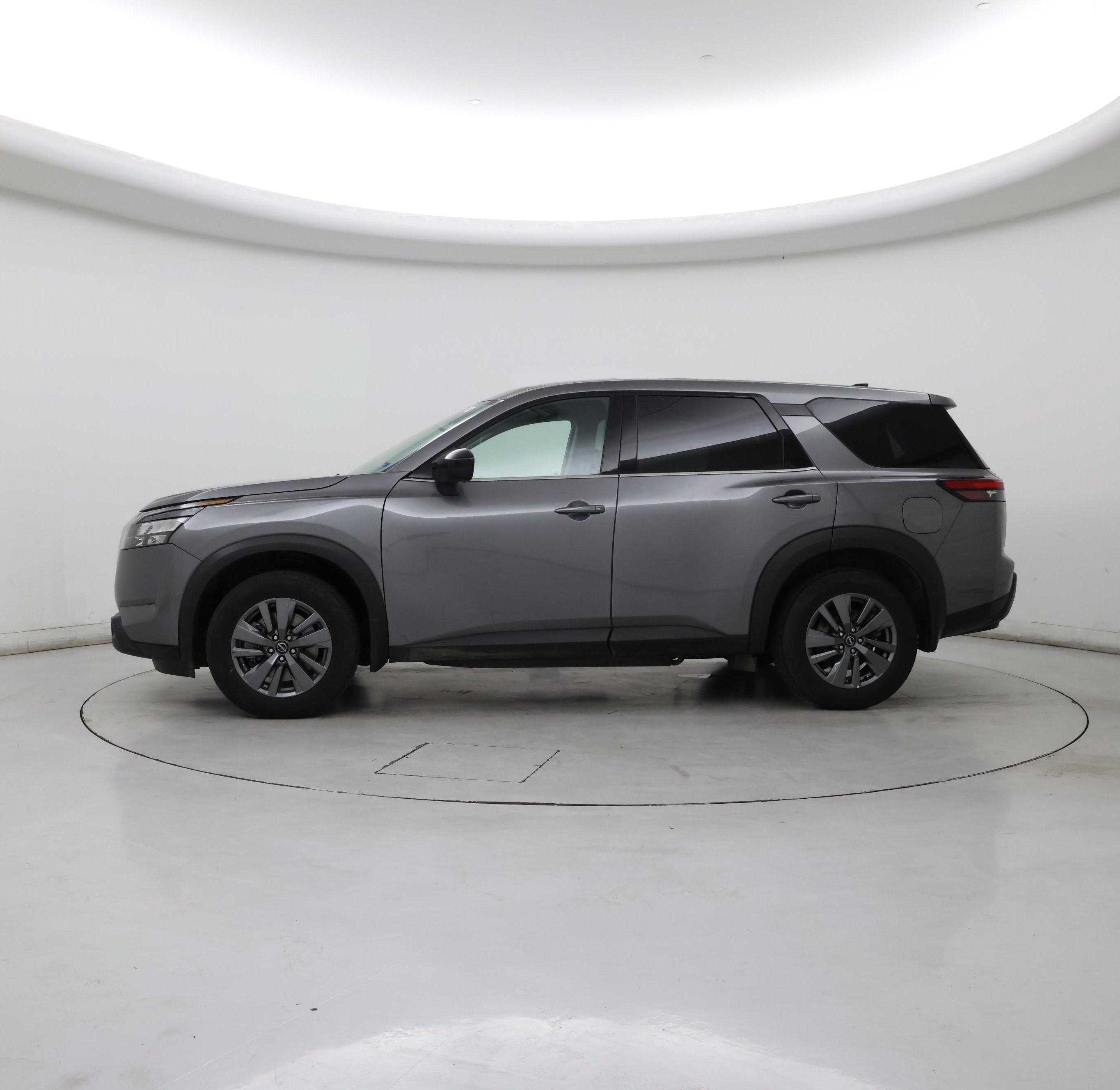 Thumbnail: 2024 Nissan Pathfinder - 3