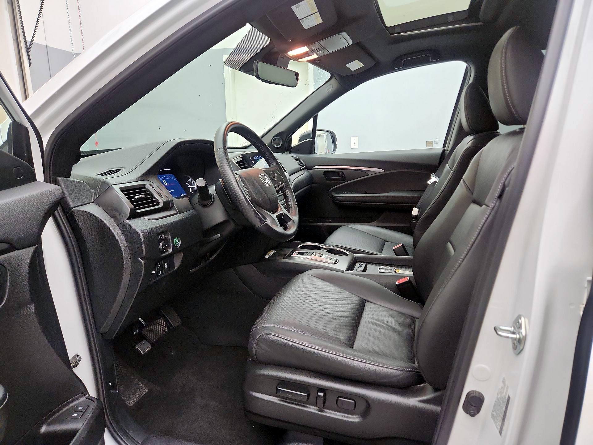 Thumbnail: 2023 Honda Passport - 11