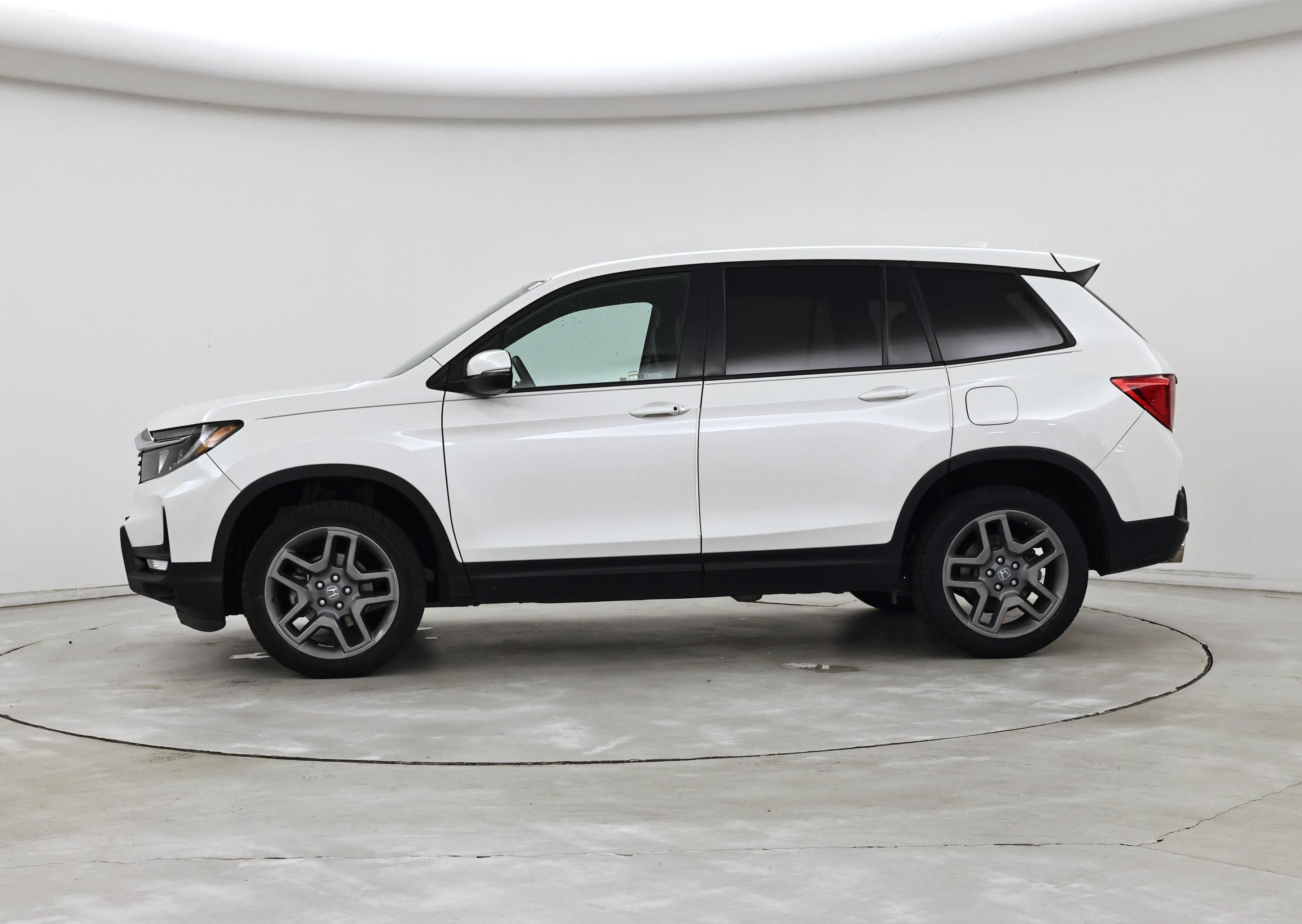 Thumbnail: 2023 Honda Passport - 3