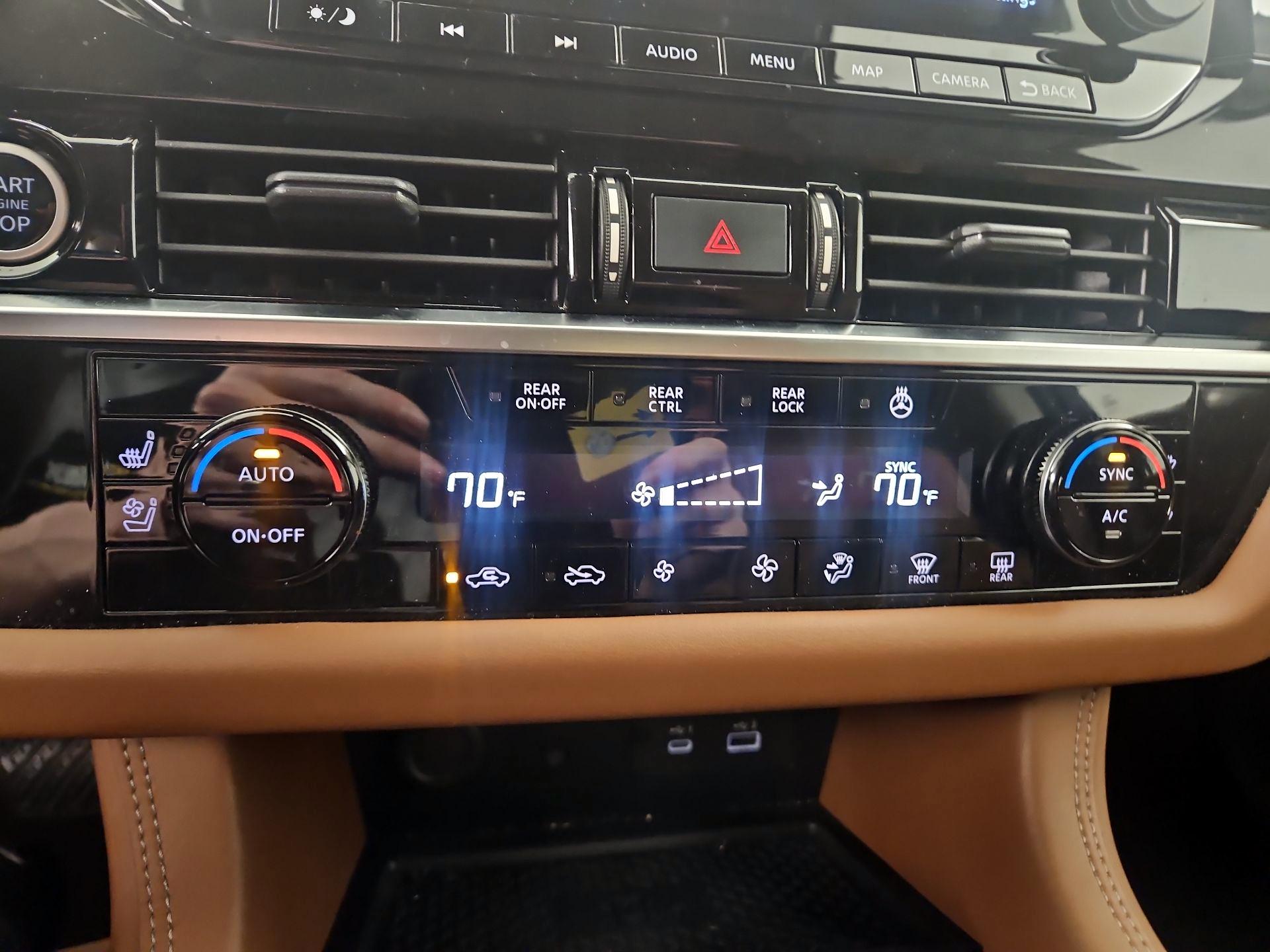 Thumbnail: 2023 Nissan Pathfinder - 16