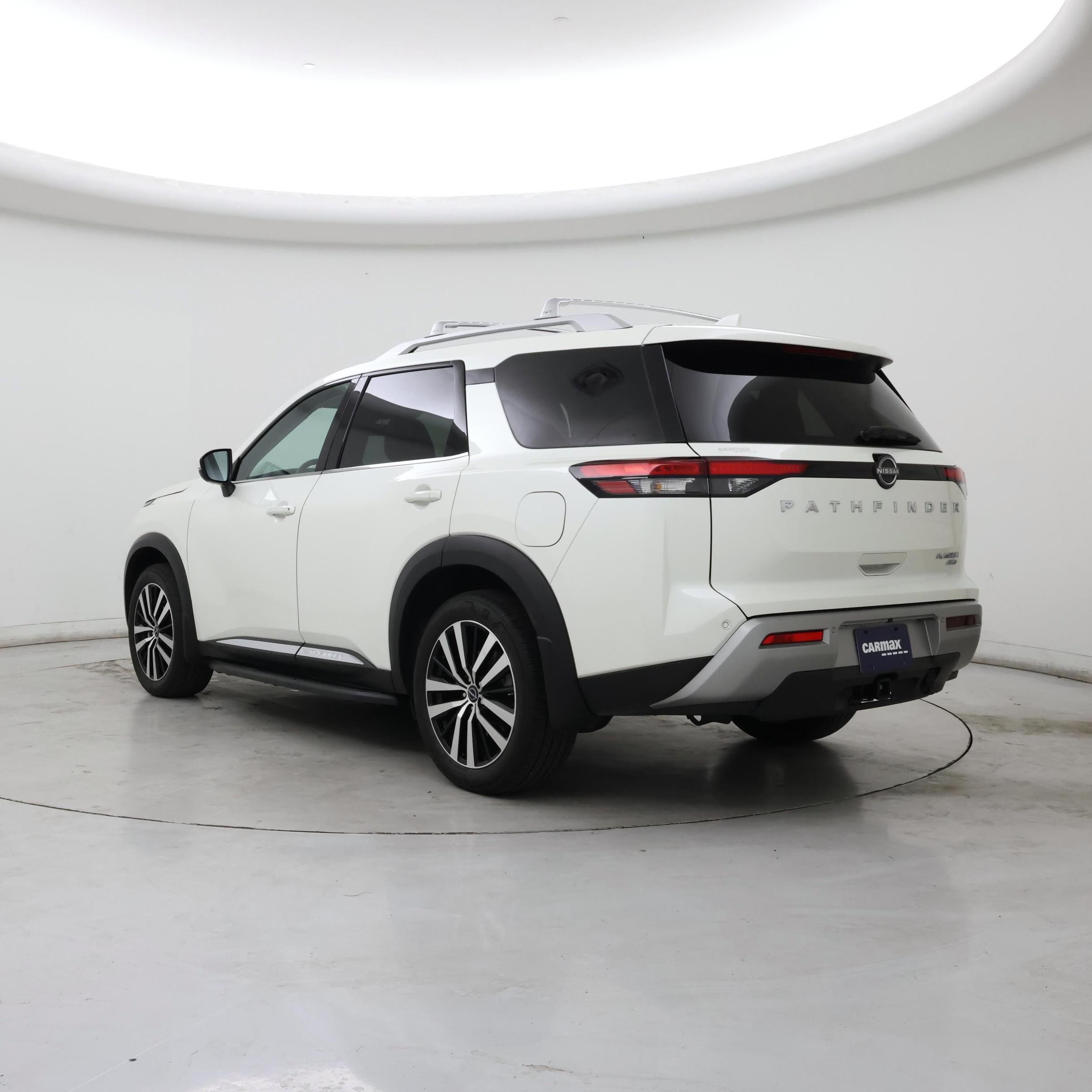 Thumbnail: 2023 Nissan Pathfinder - 2