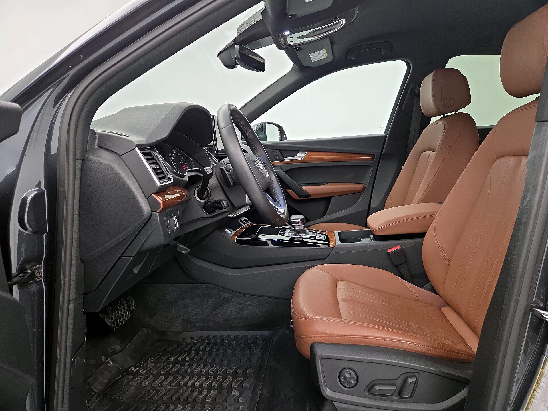 Thumbnail: 2023 Audi Q5 - 11