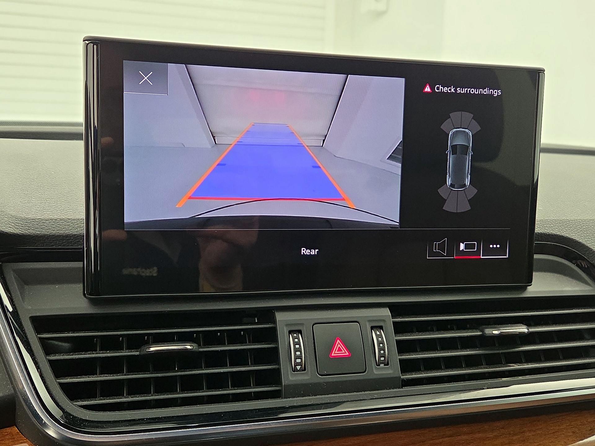 Thumbnail: 2023 Audi Q5 - 14