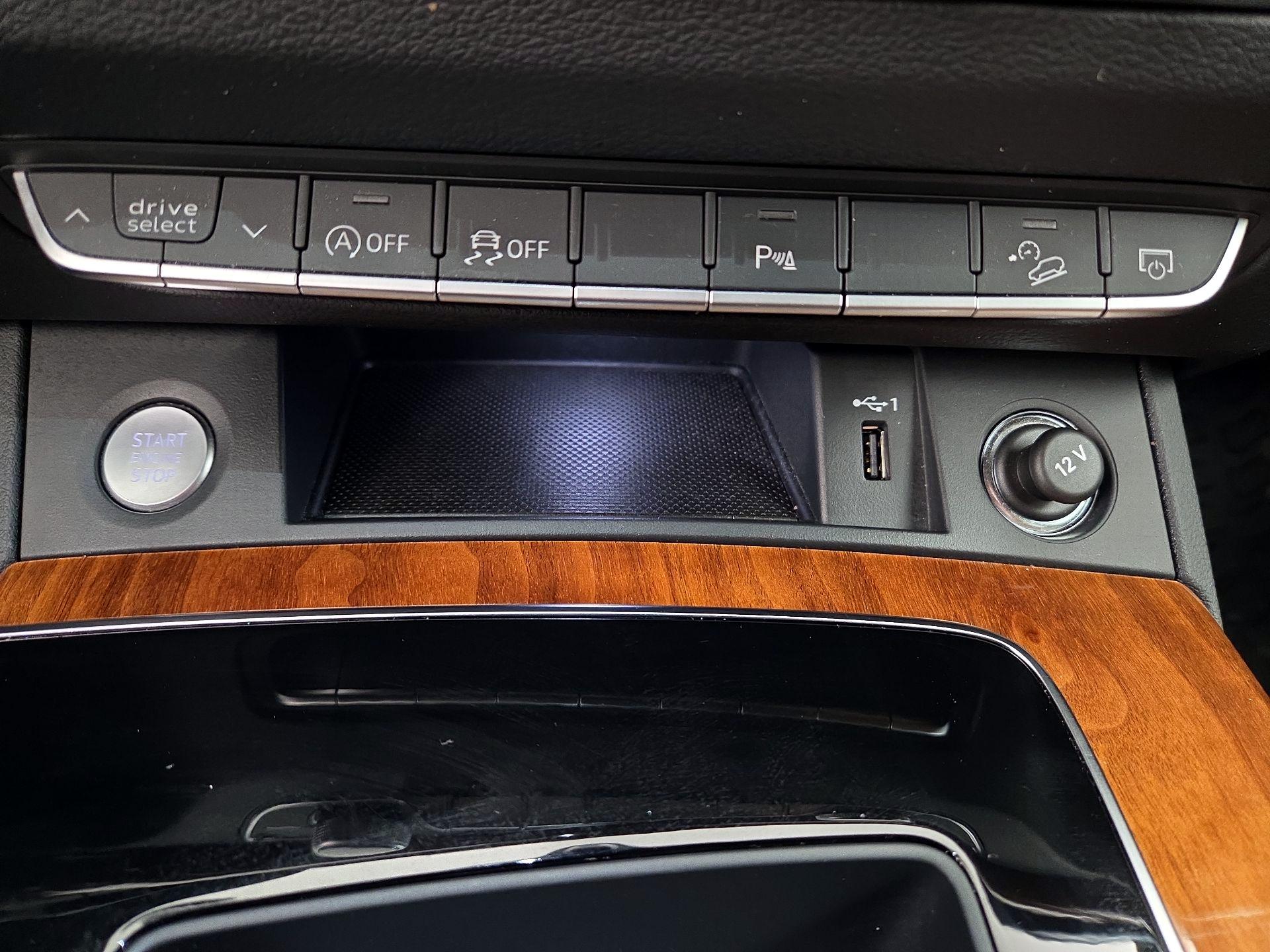 Thumbnail: 2023 Audi Q5 - 18