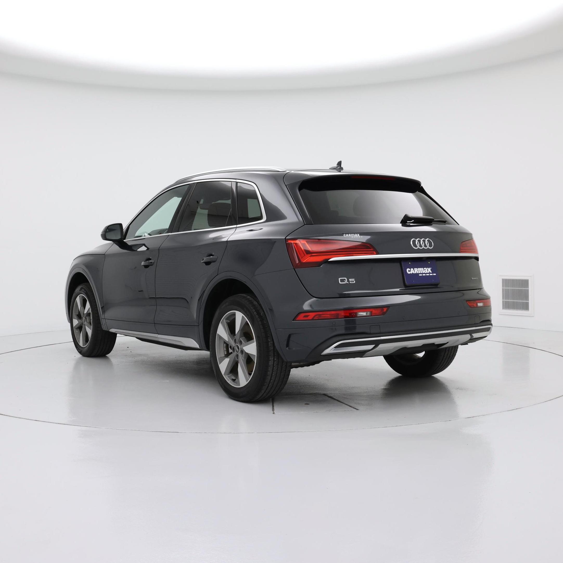 Thumbnail: 2023 Audi Q5 - 2