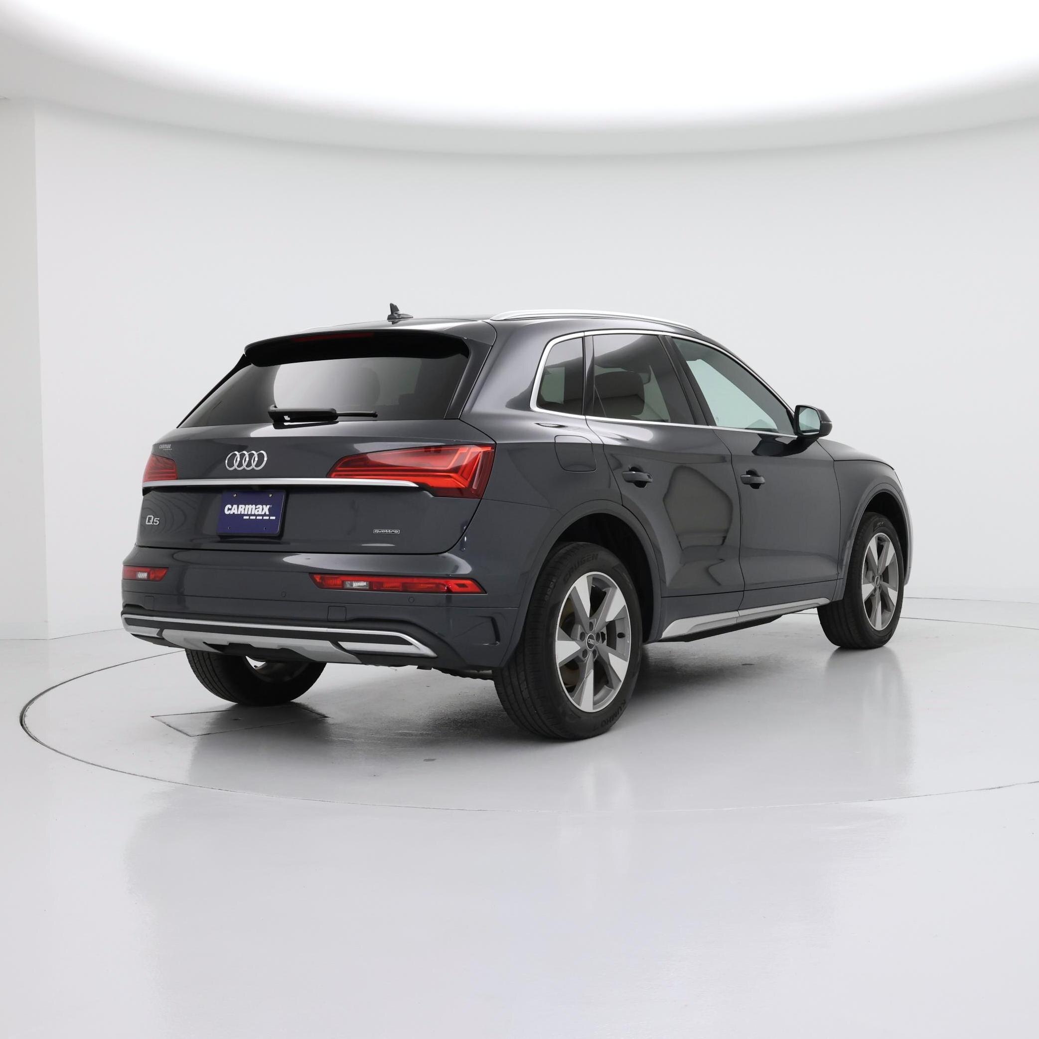 Thumbnail: 2023 Audi Q5 - 8