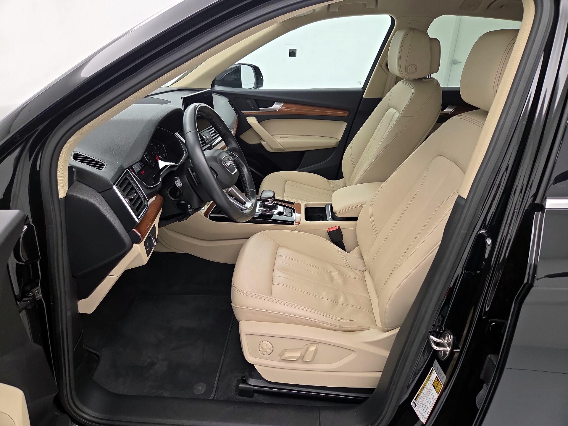Thumbnail: 2021 Audi Q5 - 11