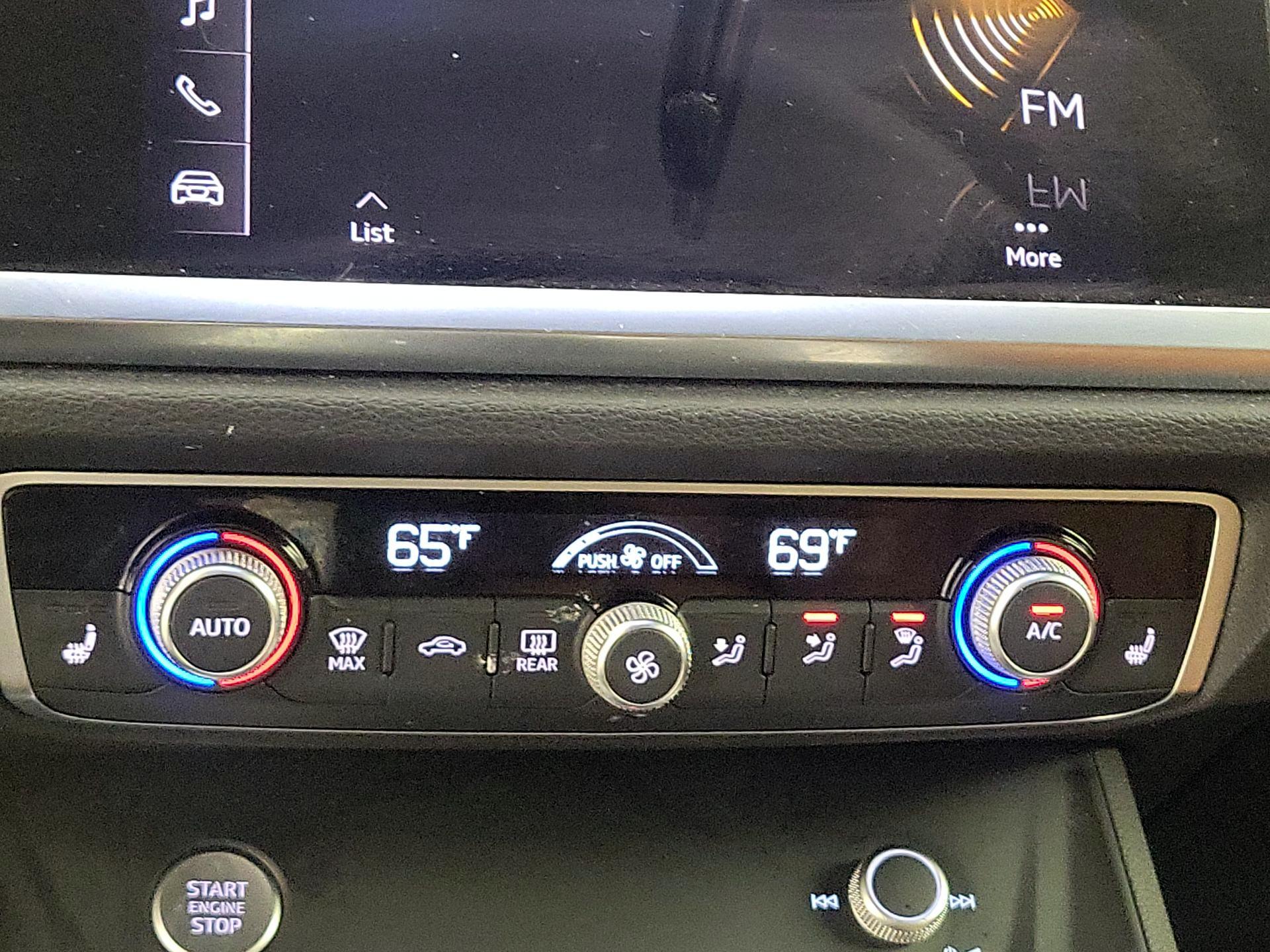 Thumbnail: 2020 Audi Q3 - 16