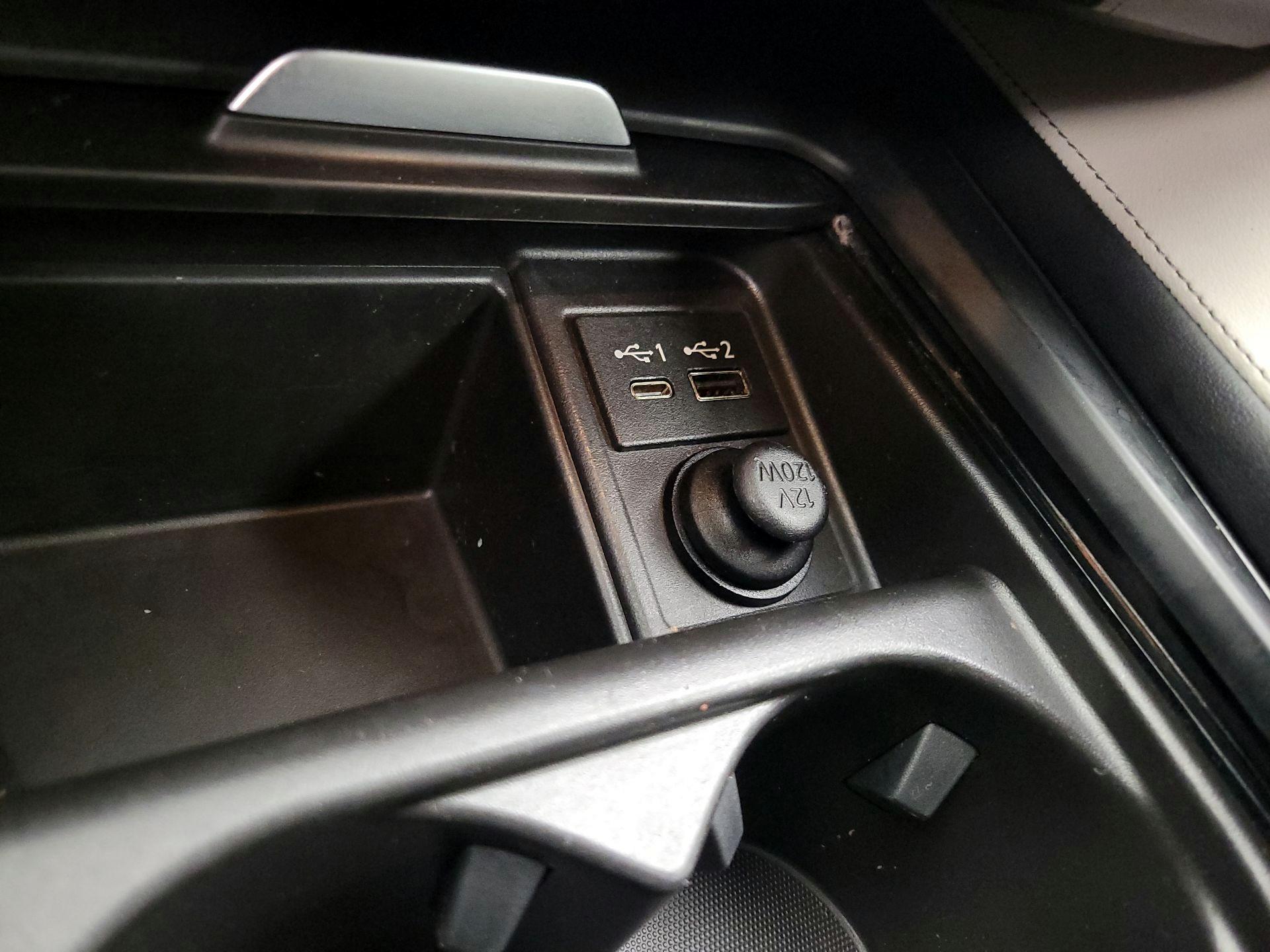 Thumbnail: 2023 INFINITI QX55 - 18