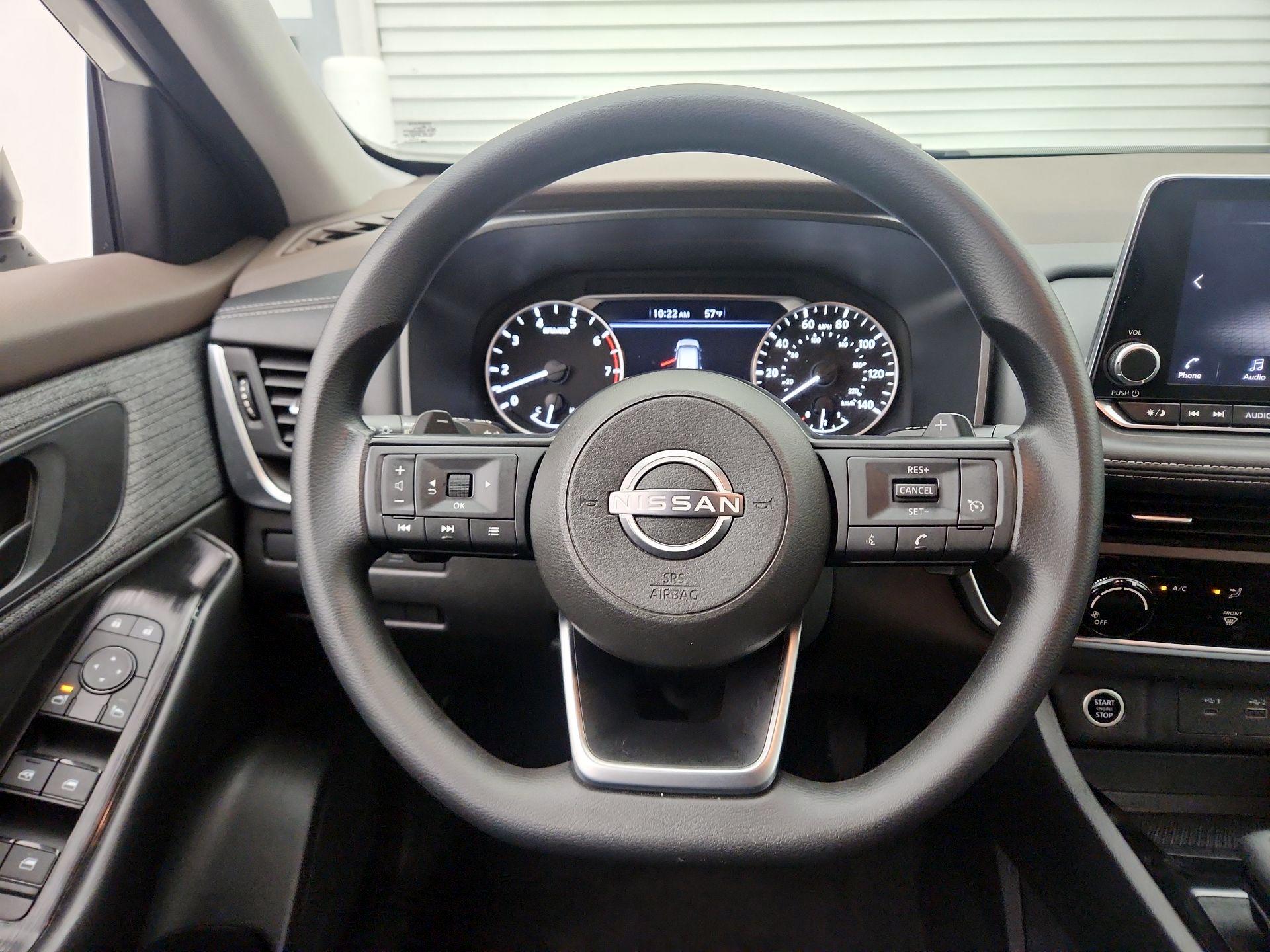 Thumbnail: 2023 Nissan Rogue - 10