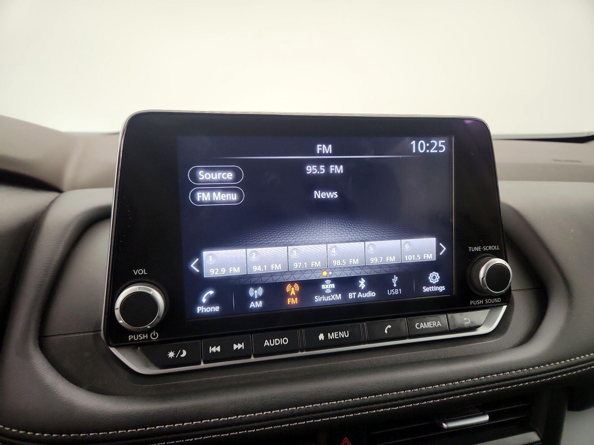 Thumbnail: 2023 Nissan Rogue - 15