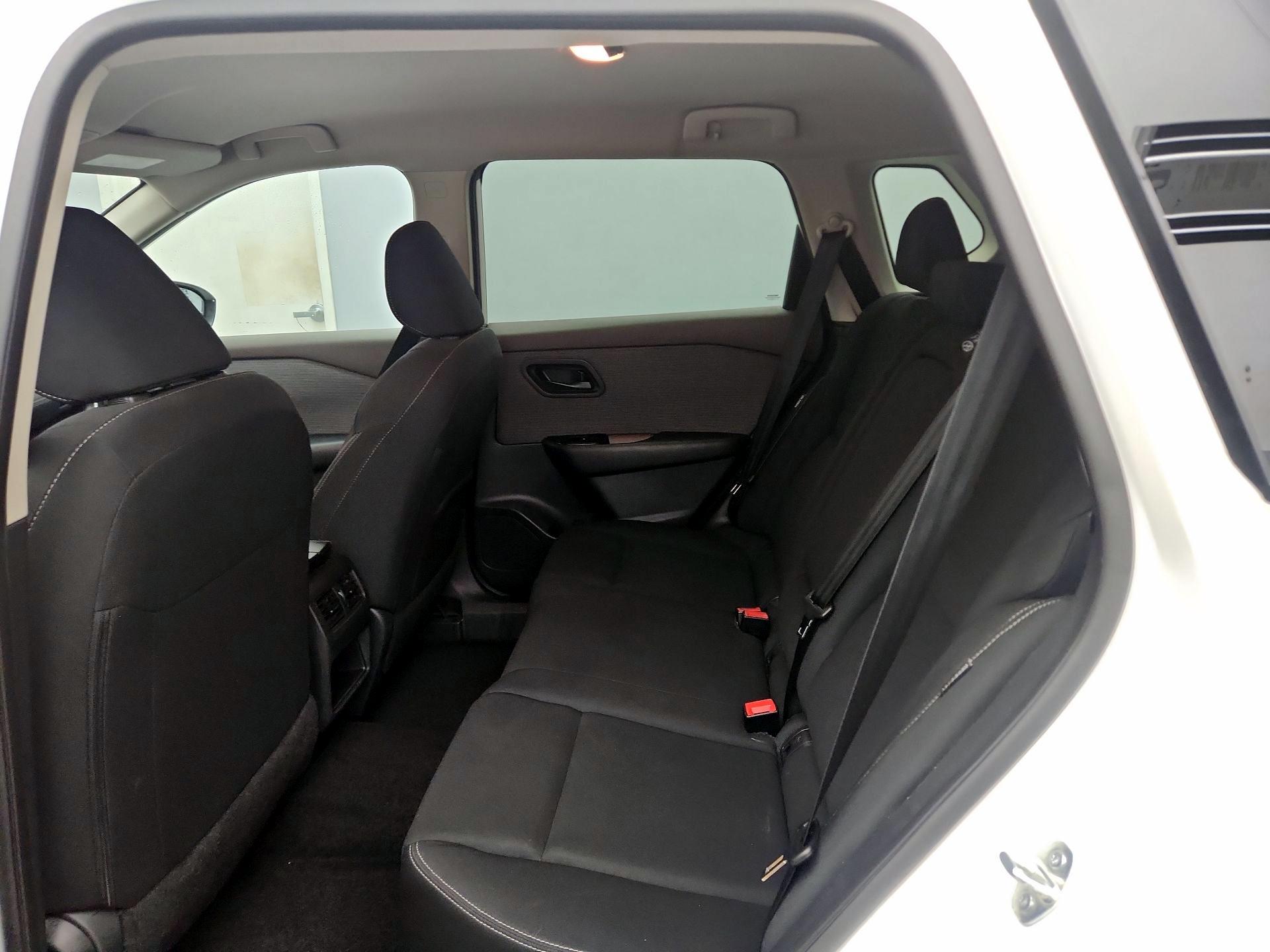 Thumbnail: 2023 Nissan Rogue - 19