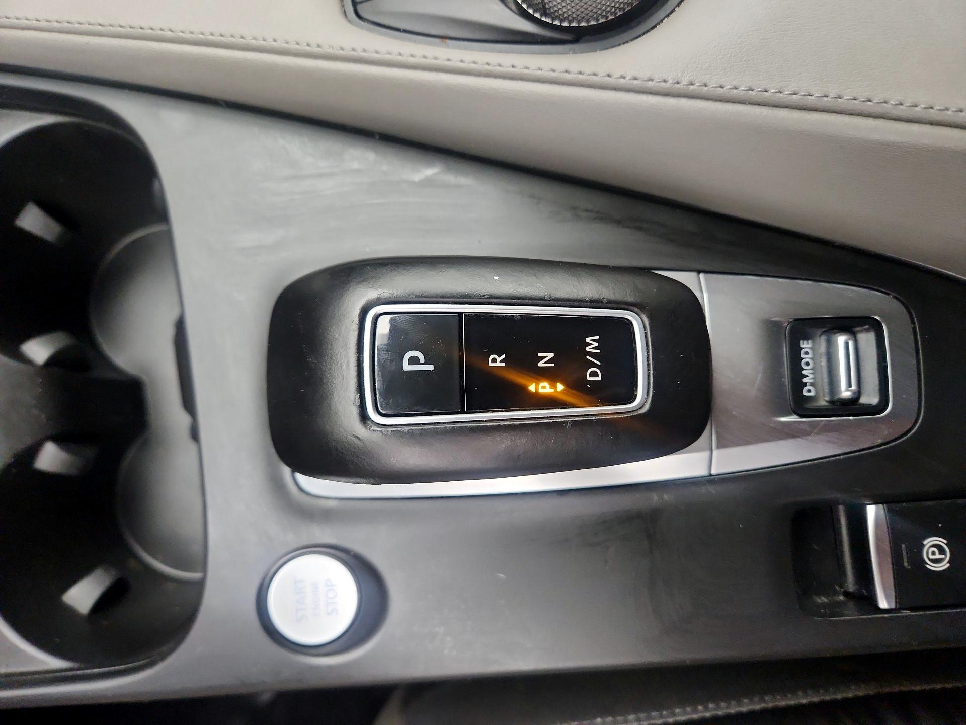 Thumbnail: 2023 INFINITI QX50 - 17