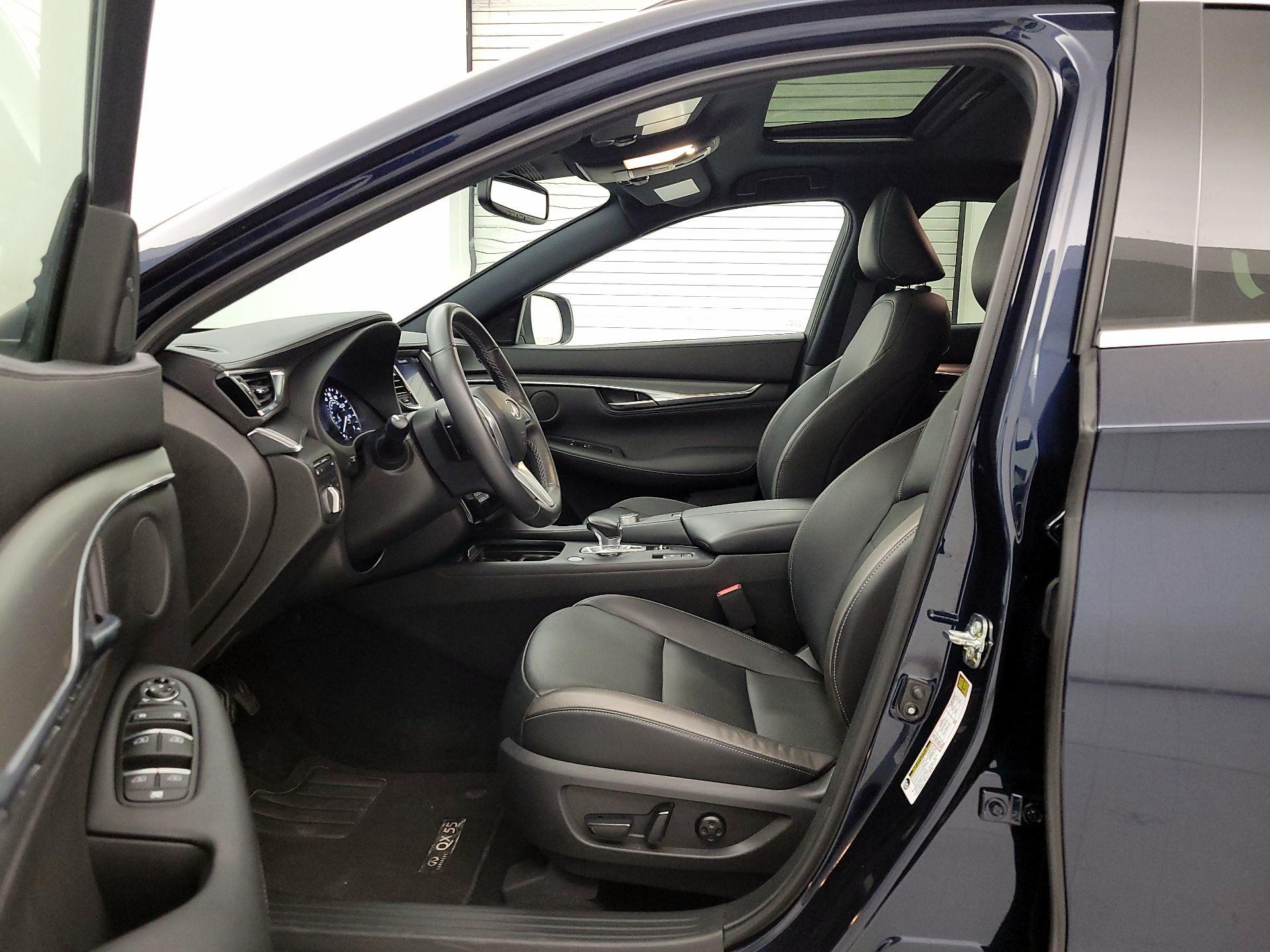 Thumbnail: 2023 INFINITI QX55 - 11