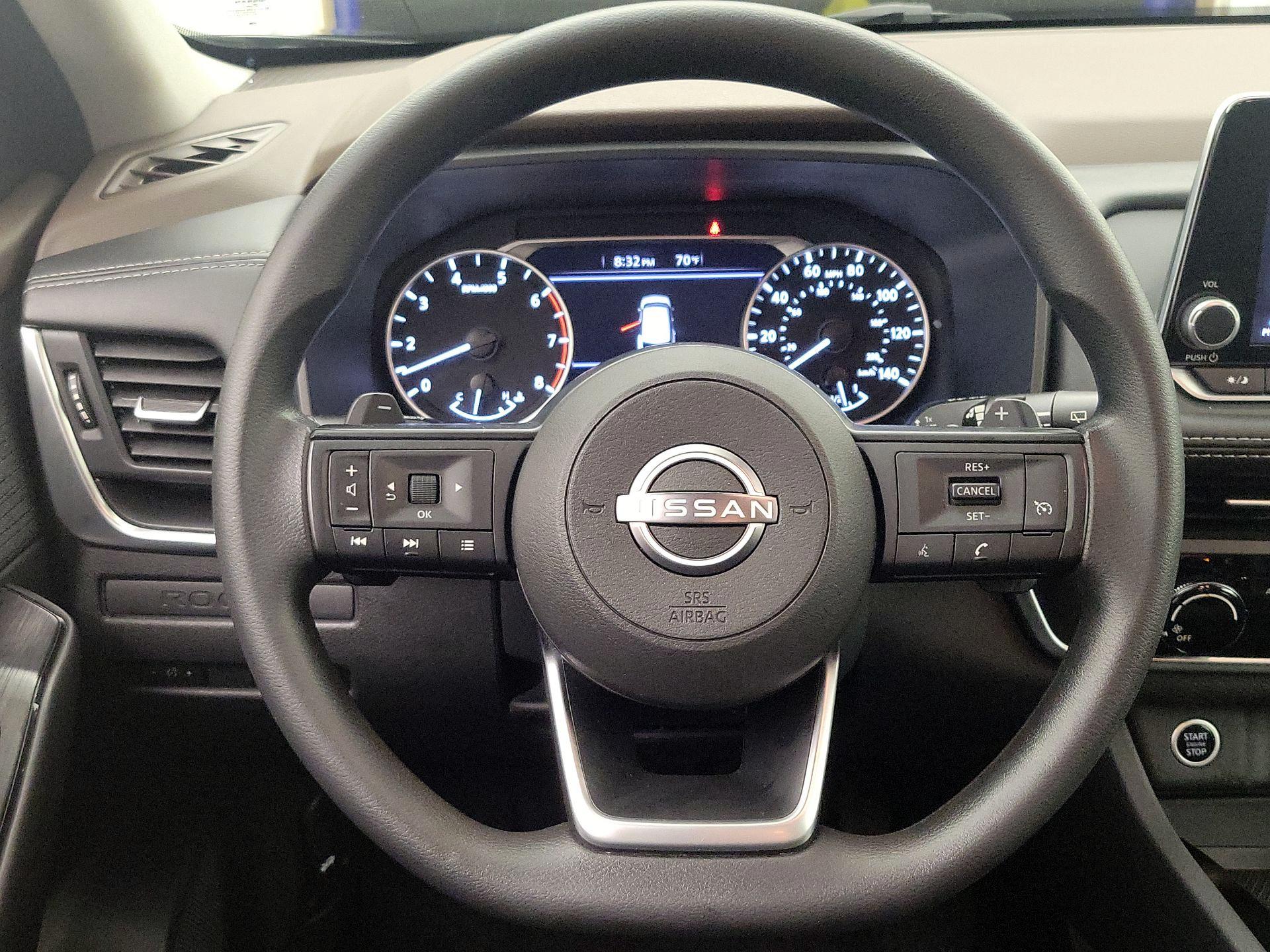 Thumbnail: 2023 Nissan Rogue - 10