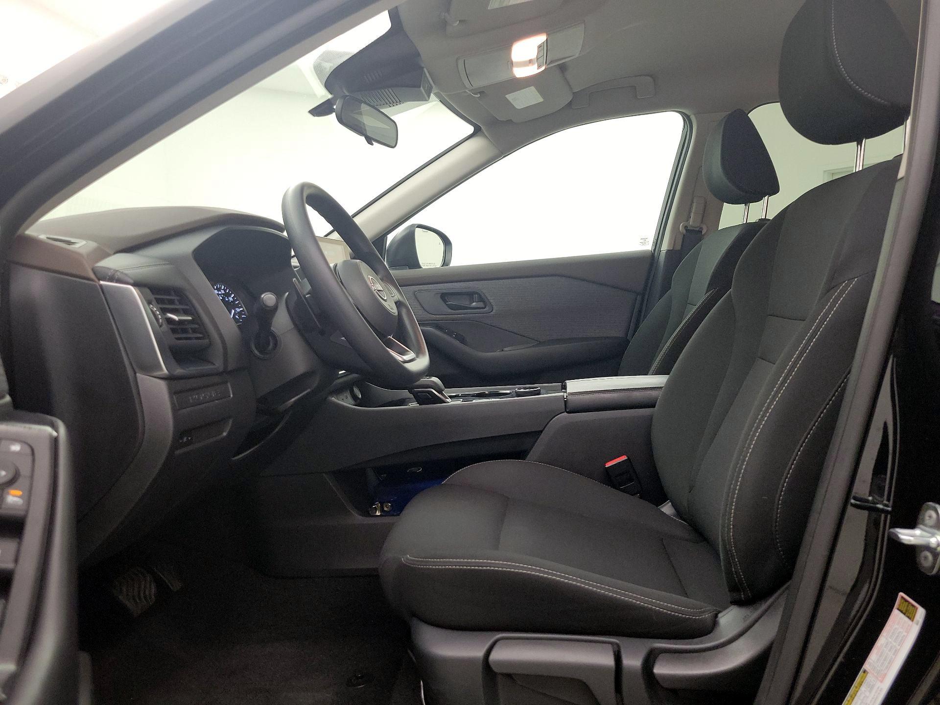 Thumbnail: 2023 Nissan Rogue - 11