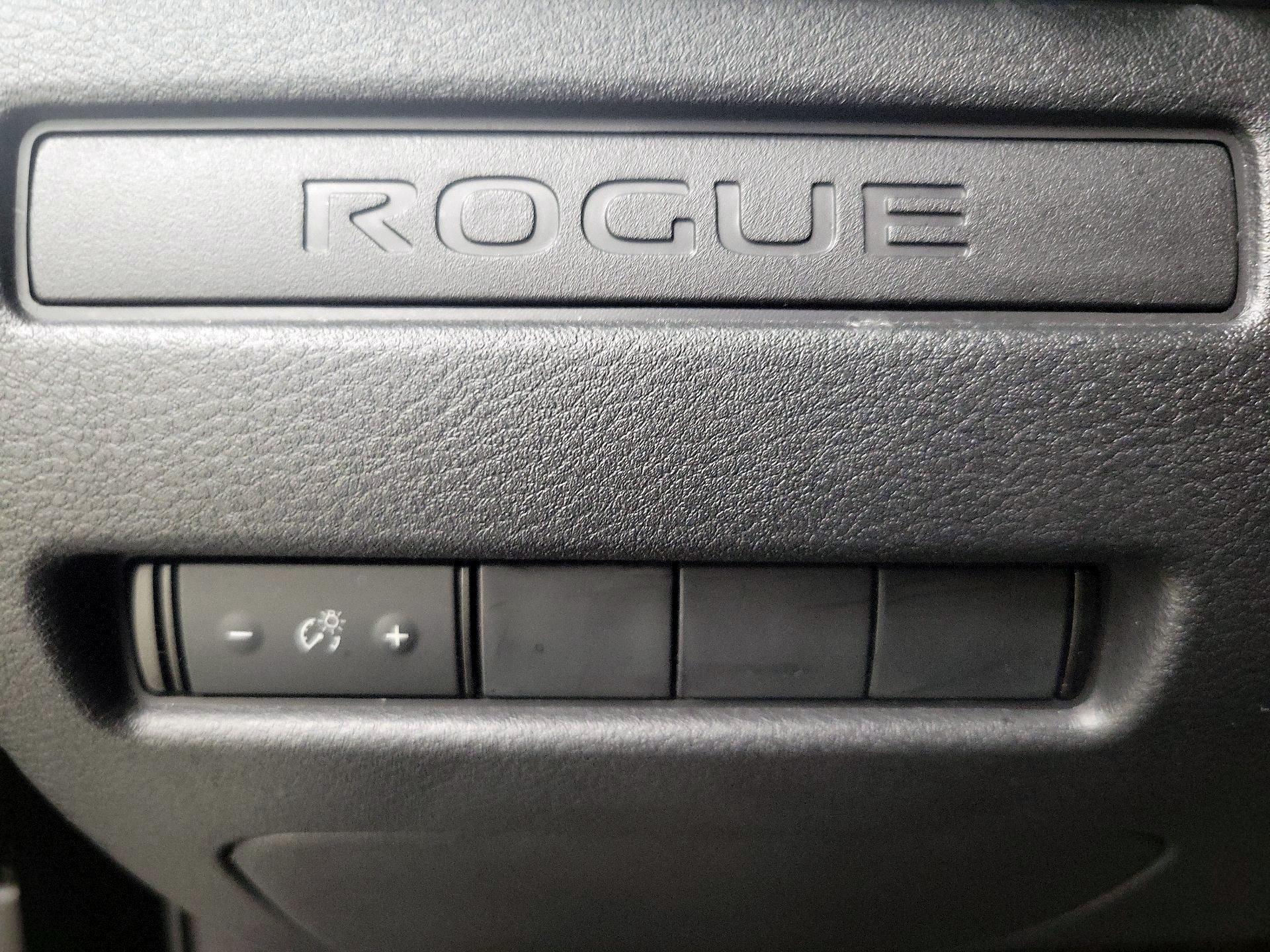 Thumbnail: 2023 Nissan Rogue - 13