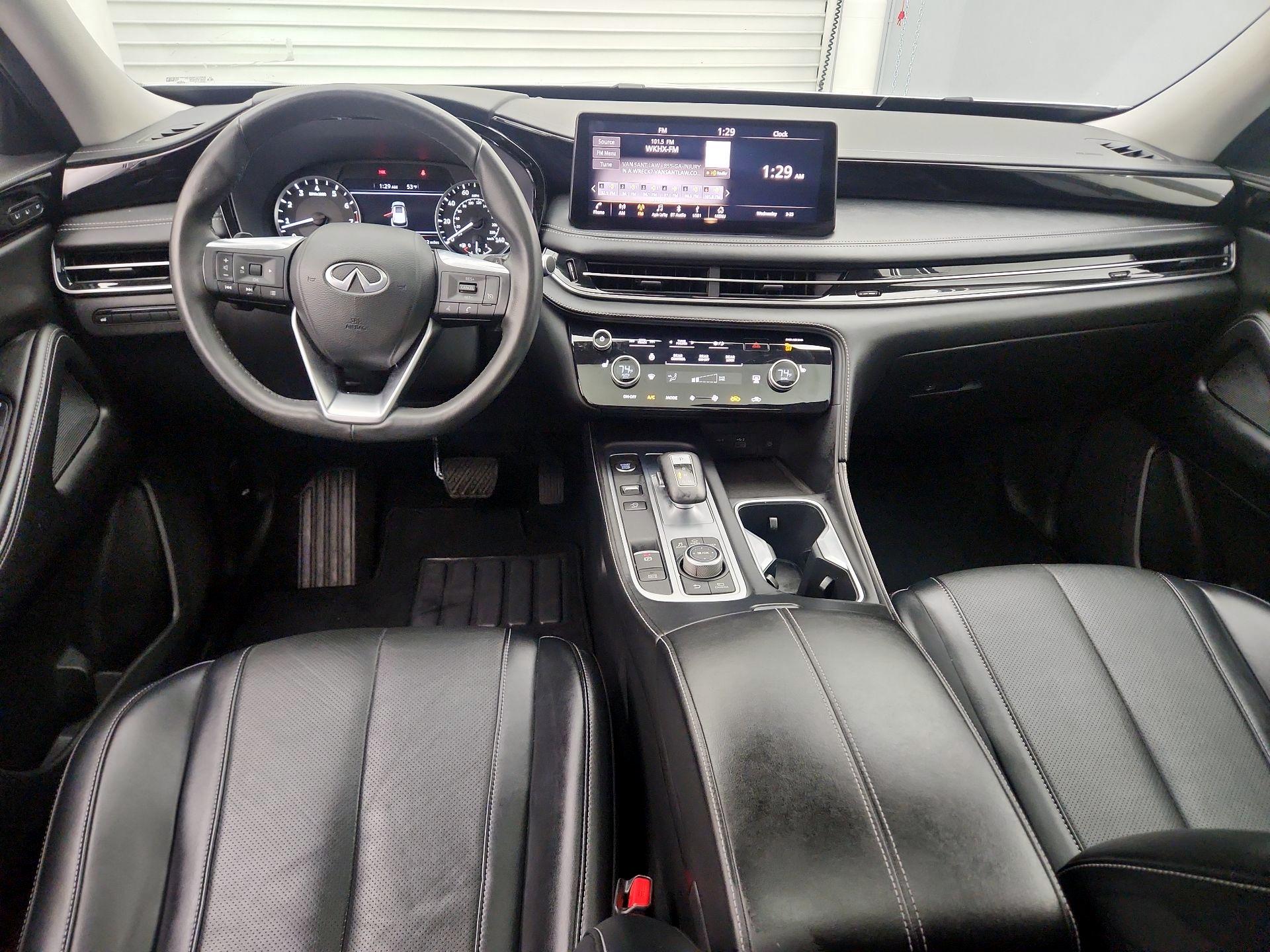 Thumbnail: 2023 INFINITI QX60 - 9