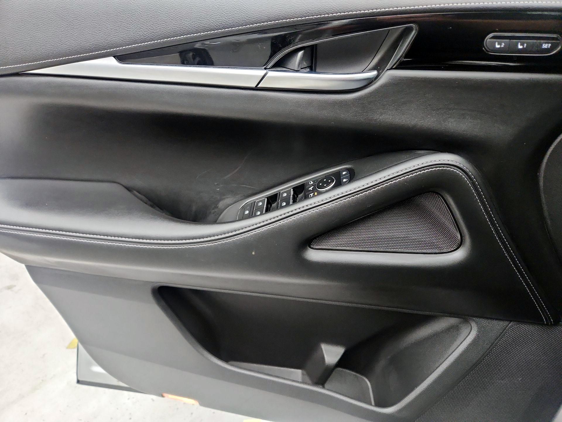 Thumbnail: 2023 INFINITI QX60 - 12