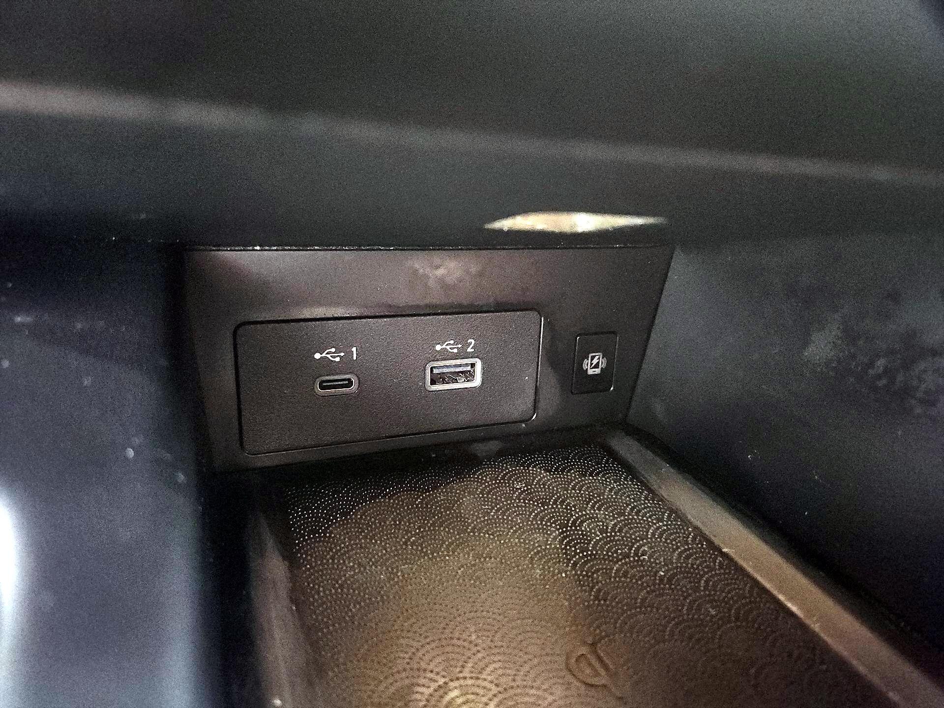 Thumbnail: 2023 INFINITI QX60 - 18