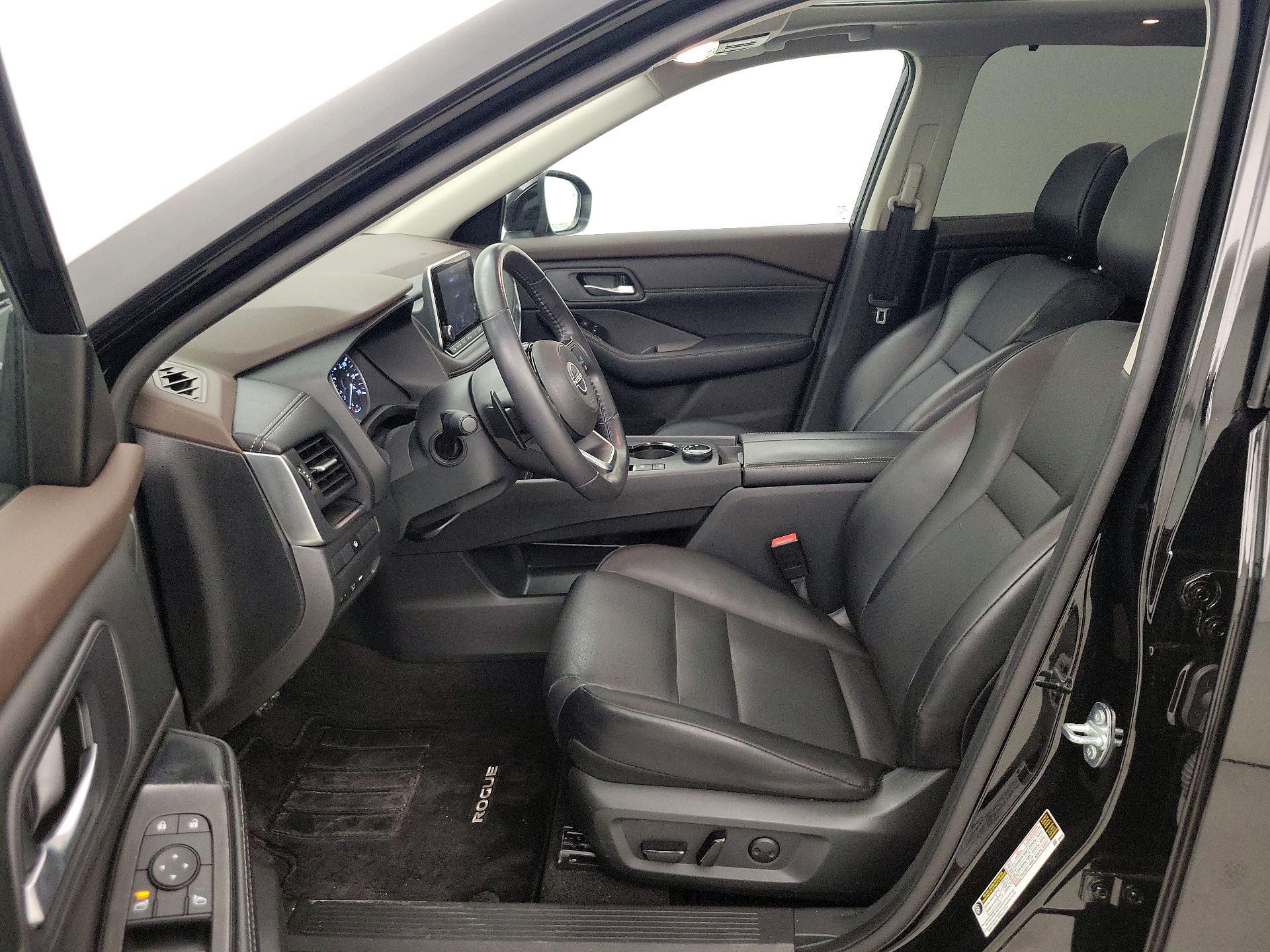 Thumbnail: 2023 Nissan Rogue - 9