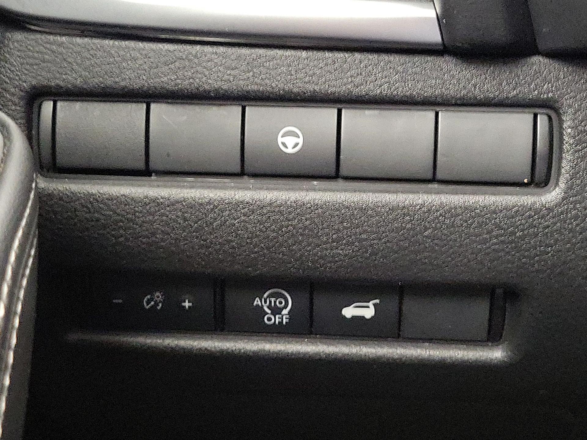 Thumbnail: 2023 Nissan Rogue - 11