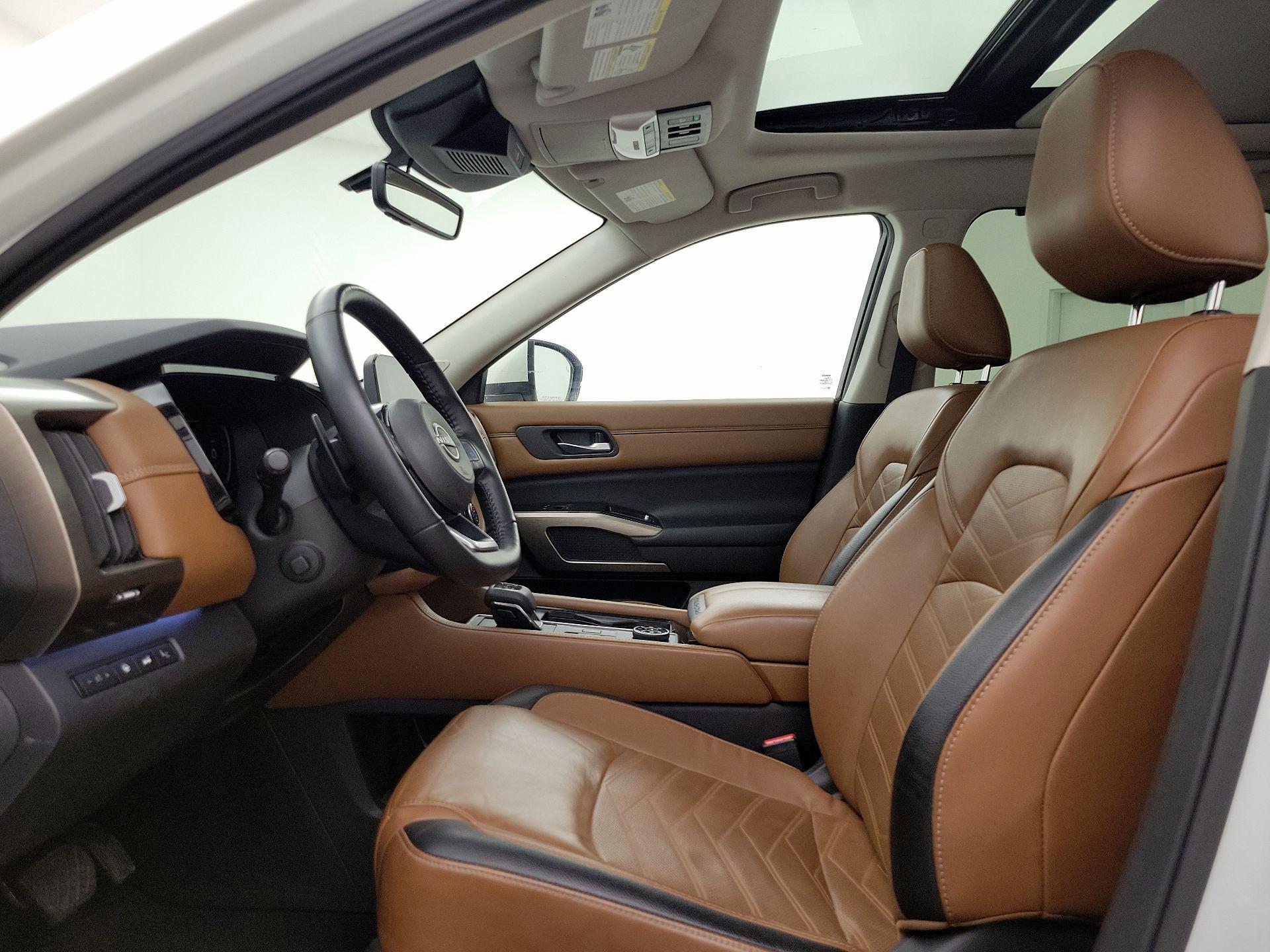 Thumbnail: 2023 Nissan Pathfinder - 11