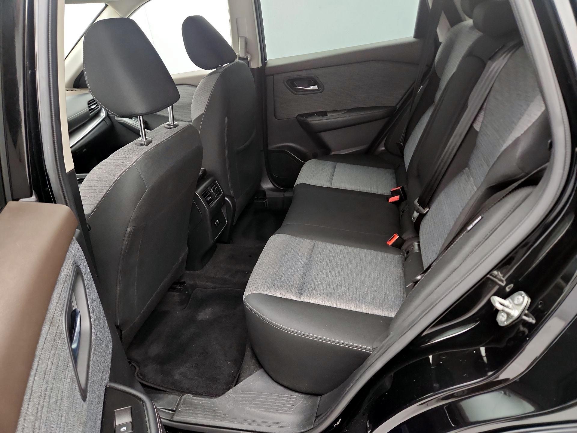 Thumbnail: 2023 Nissan Rogue - 19