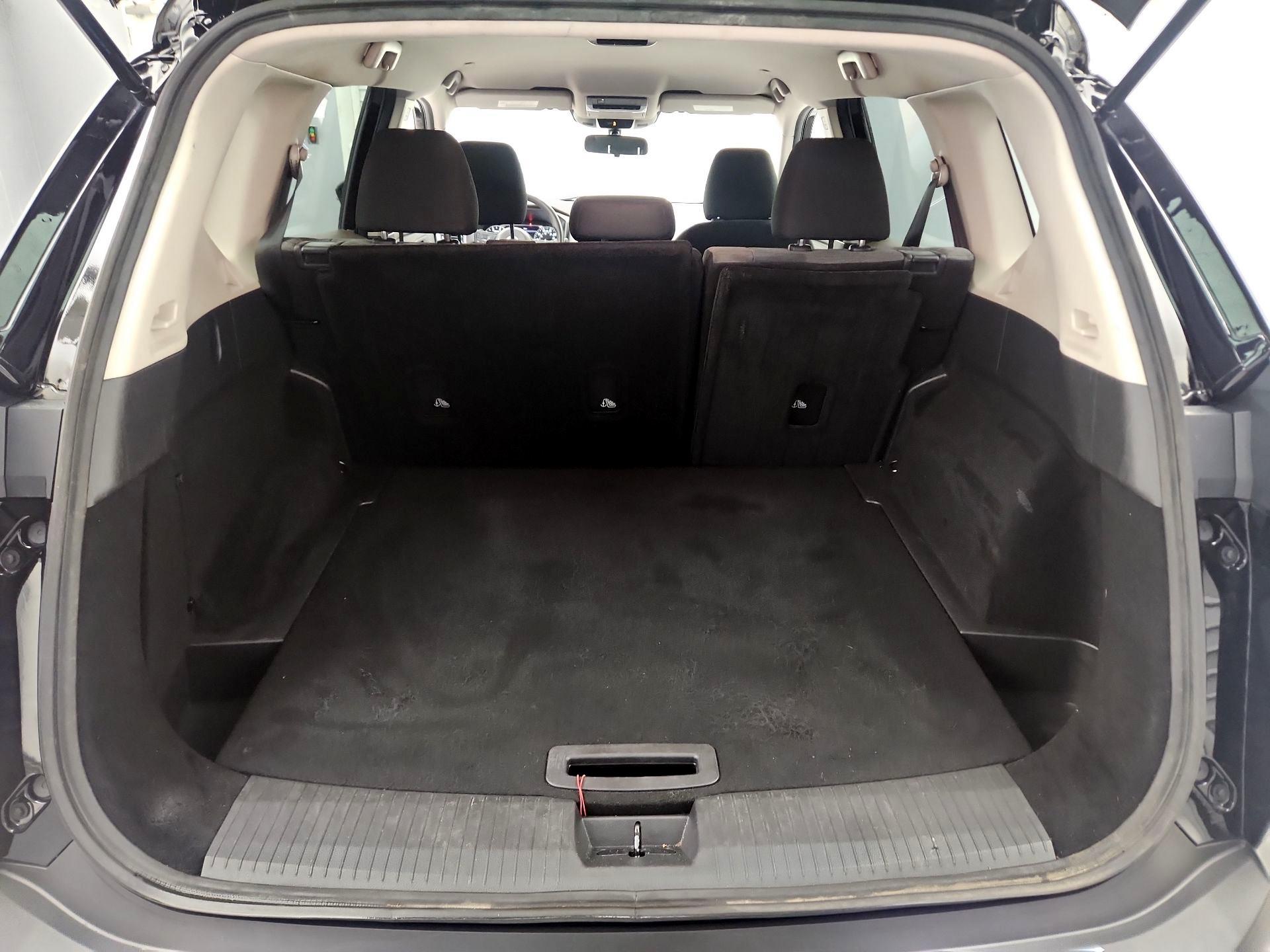 Thumbnail: 2023 Nissan Rogue - 20