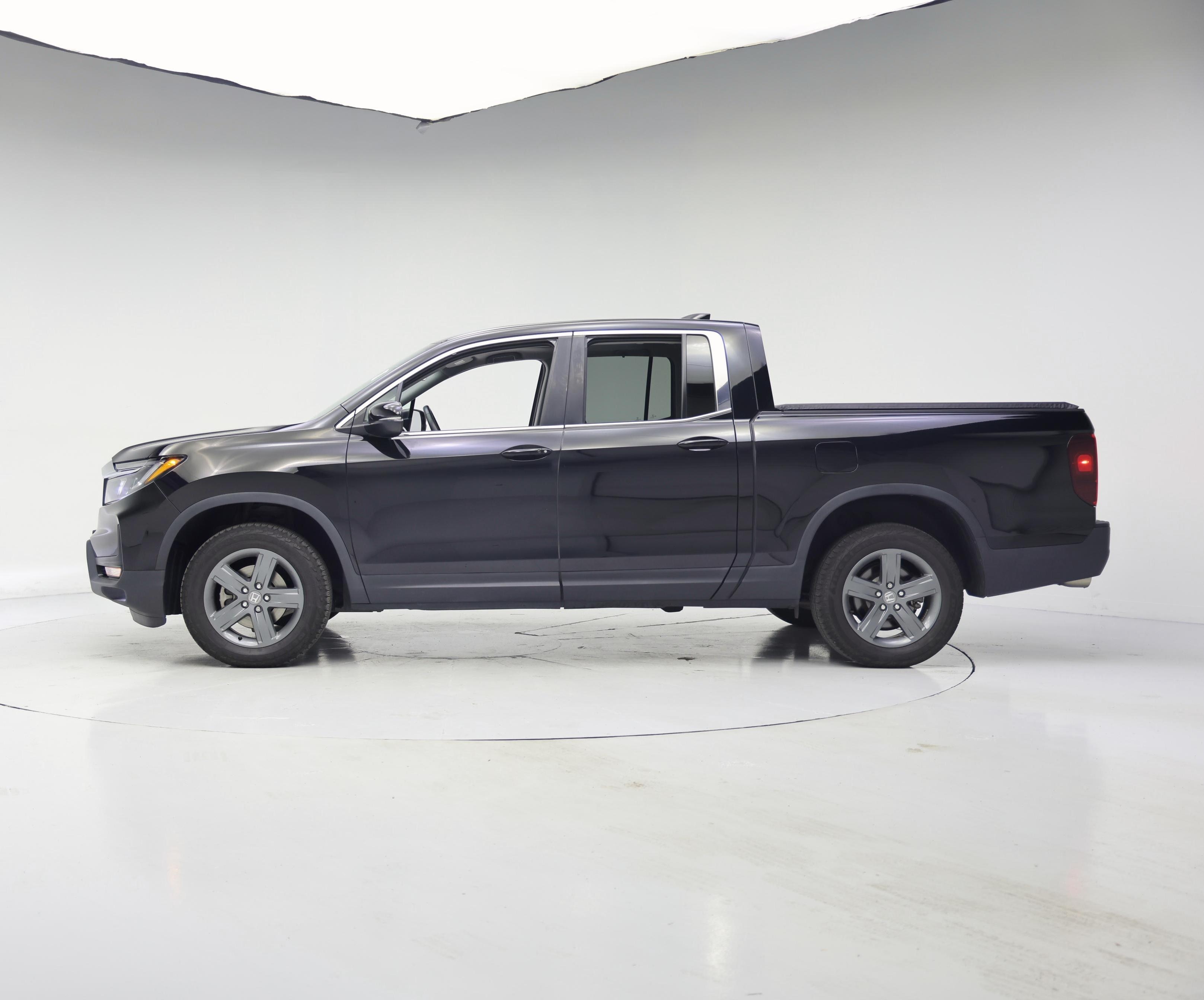Thumbnail: 2023 Honda Ridgeline - 3