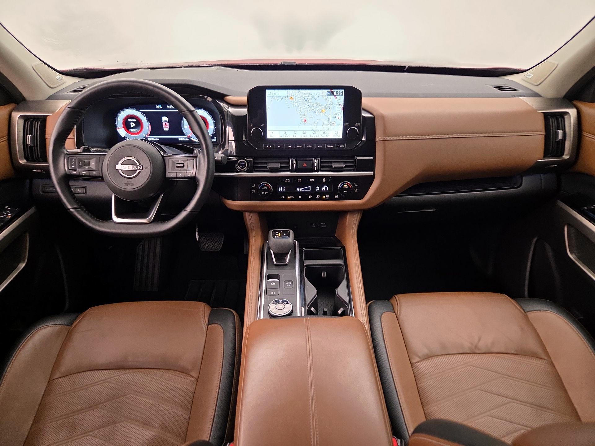 Thumbnail: 2023 Nissan Pathfinder - 9