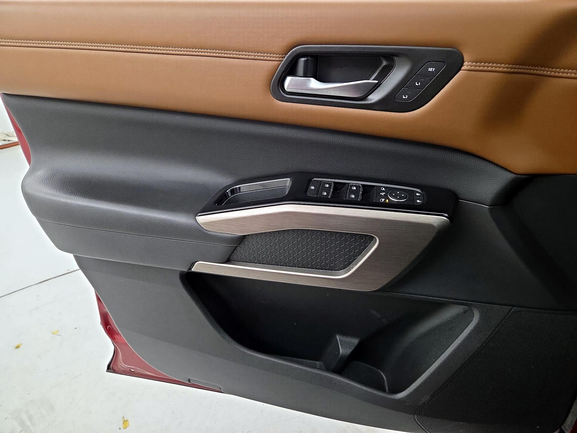 Thumbnail: 2023 Nissan Pathfinder - 12