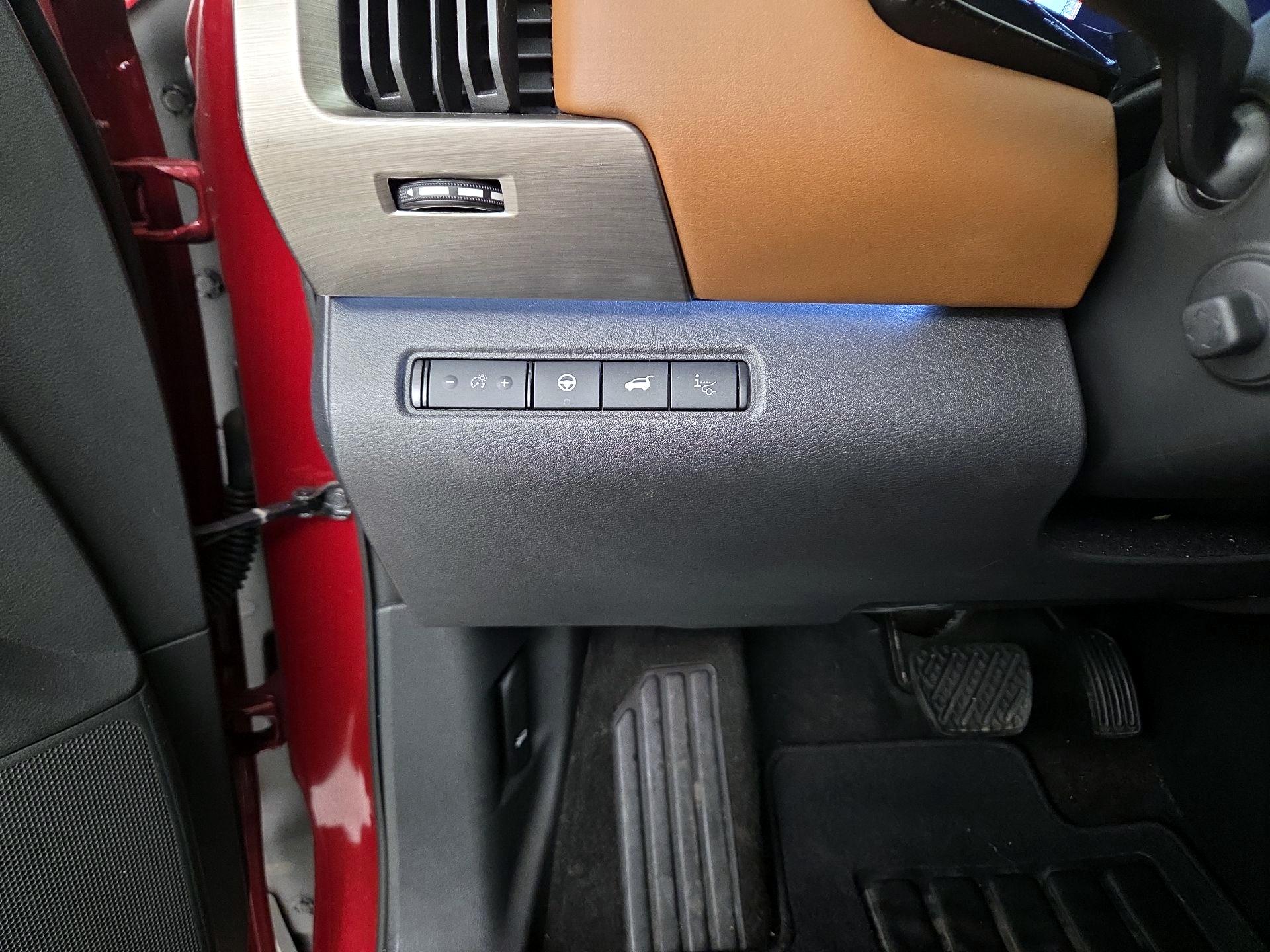 Thumbnail: 2023 Nissan Pathfinder - 13