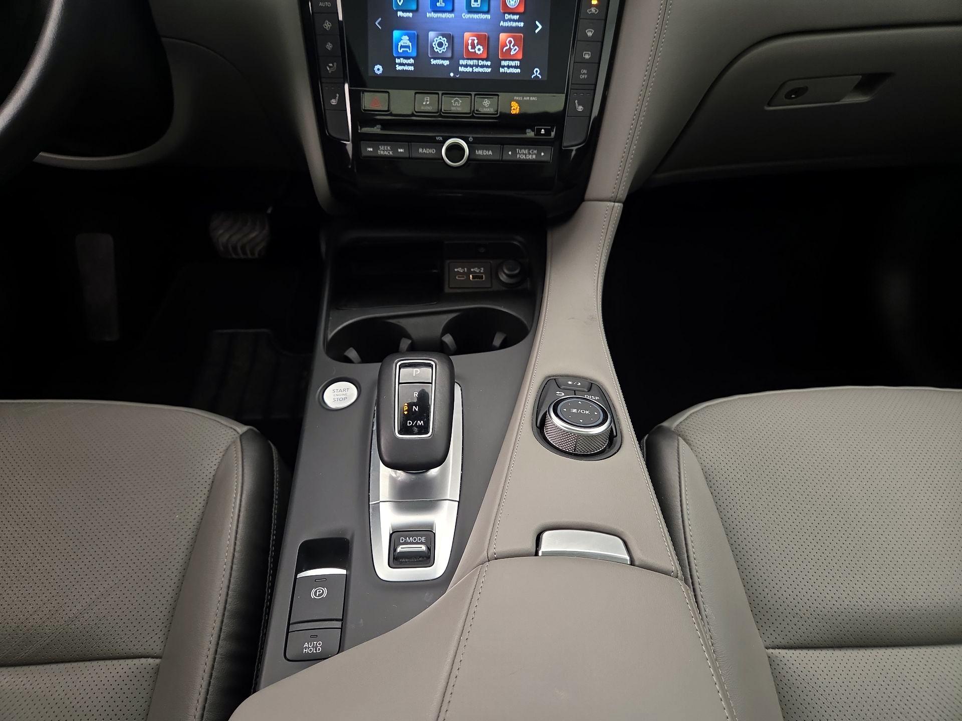 Thumbnail: 2023 INFINITI QX50 - 17