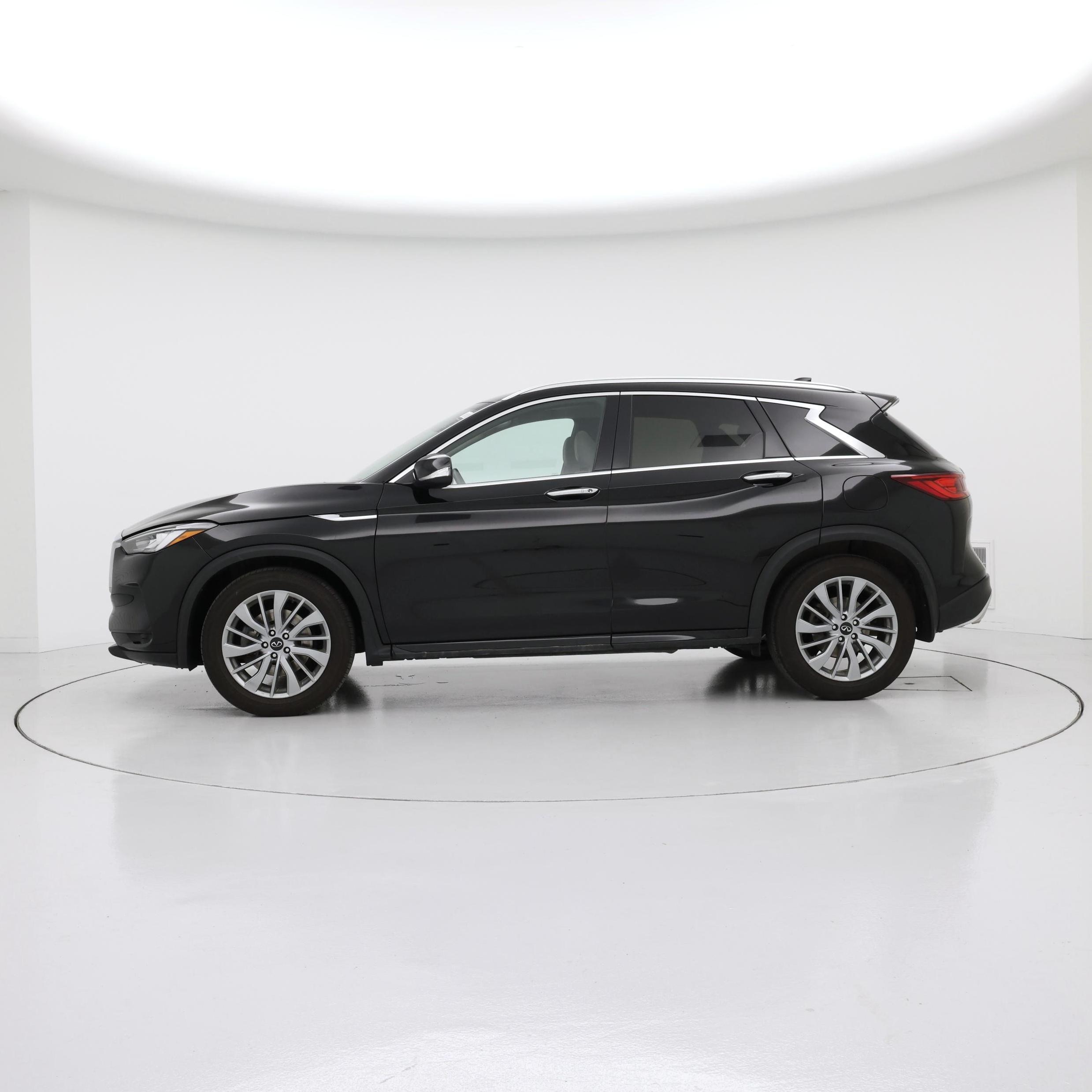 Thumbnail: 2023 INFINITI QX50 - 3