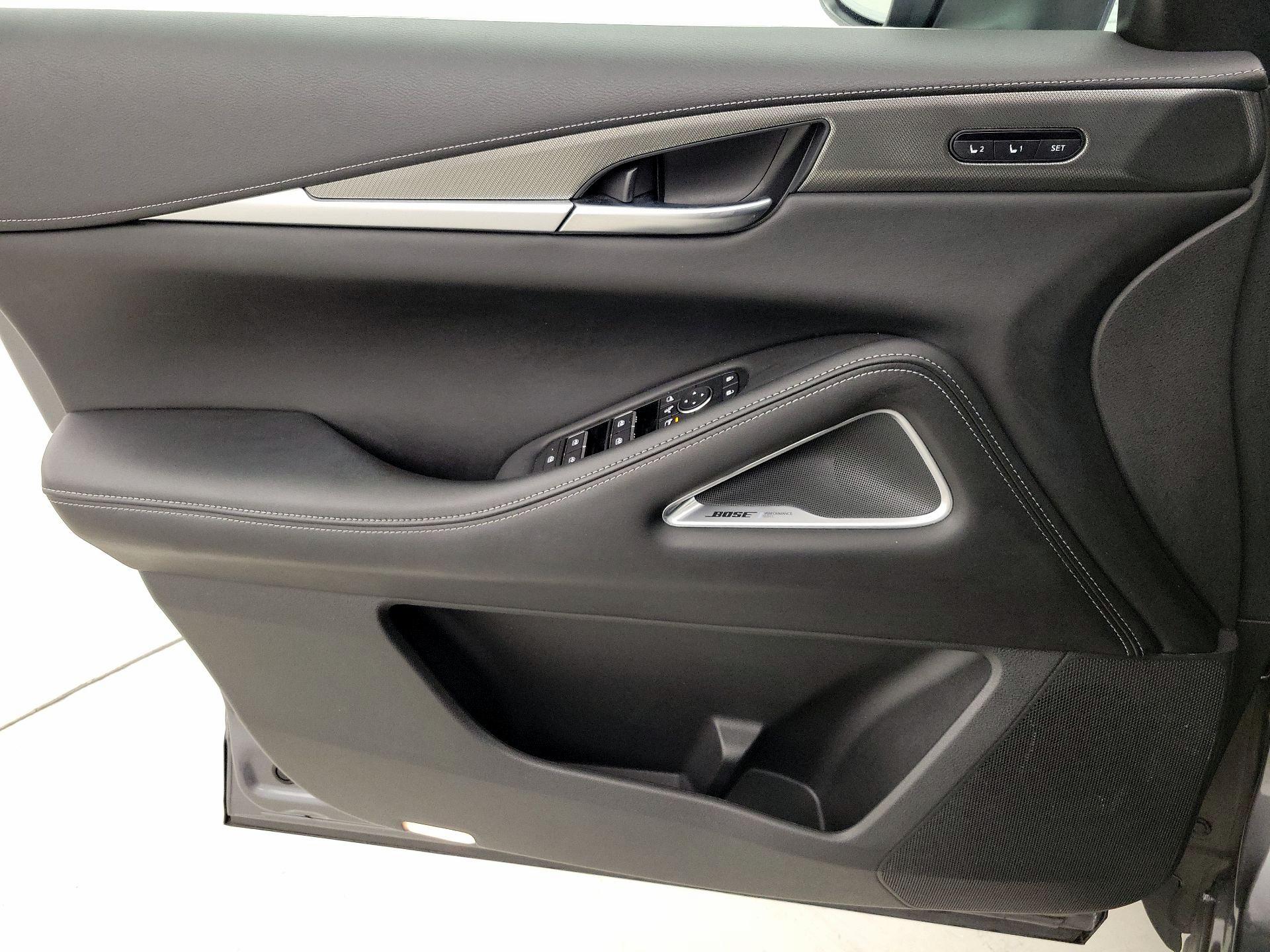 Thumbnail: 2023 INFINITI QX60 - 12