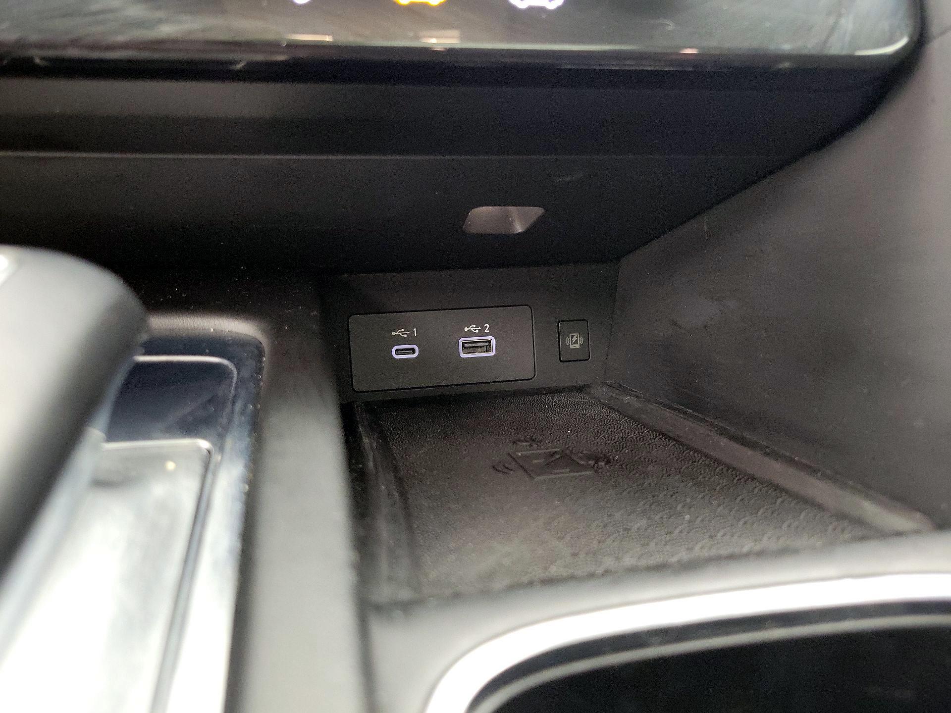 Thumbnail: 2023 INFINITI QX60 - 19