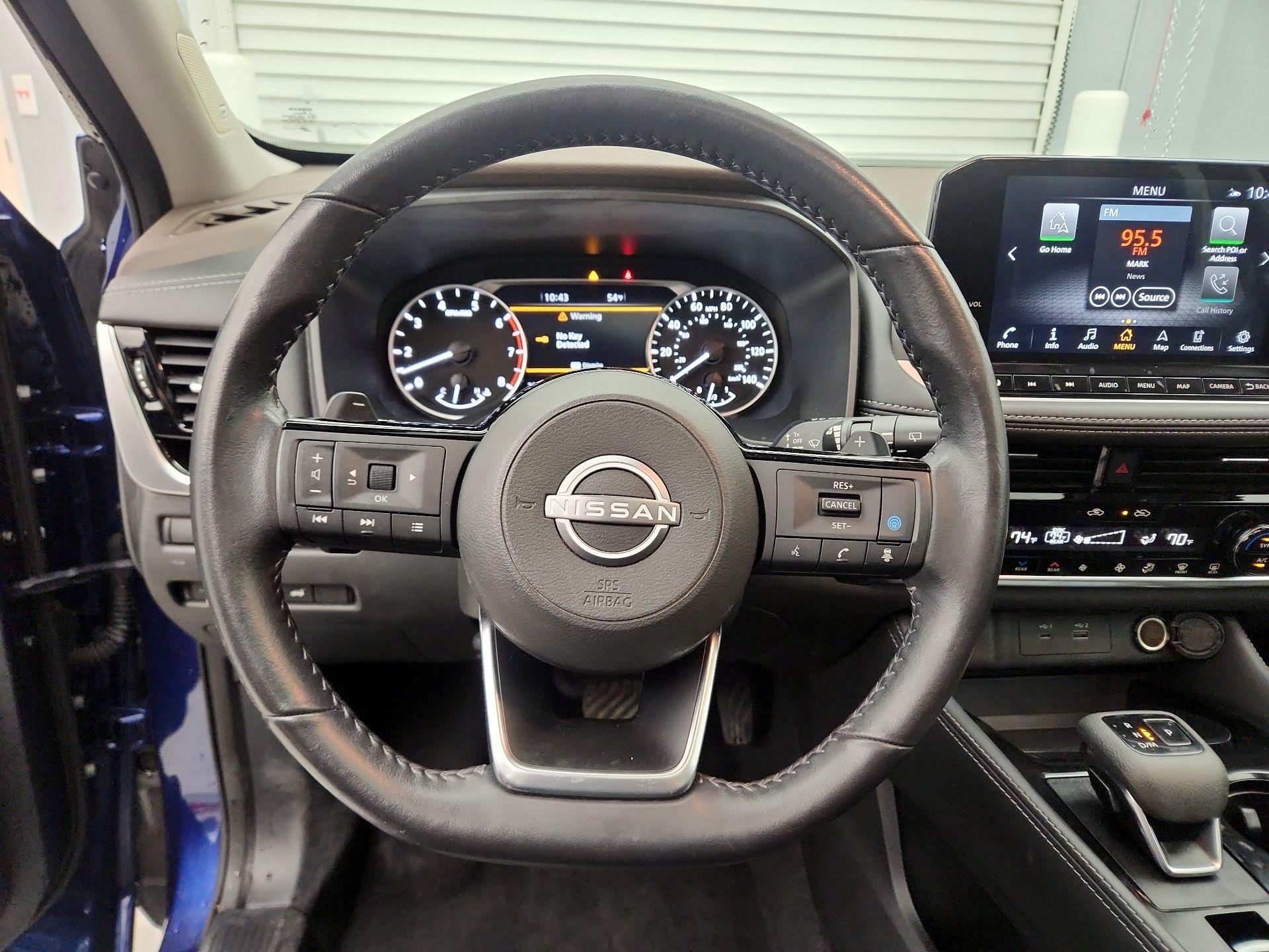 Thumbnail: 2023 Nissan Rogue - 10