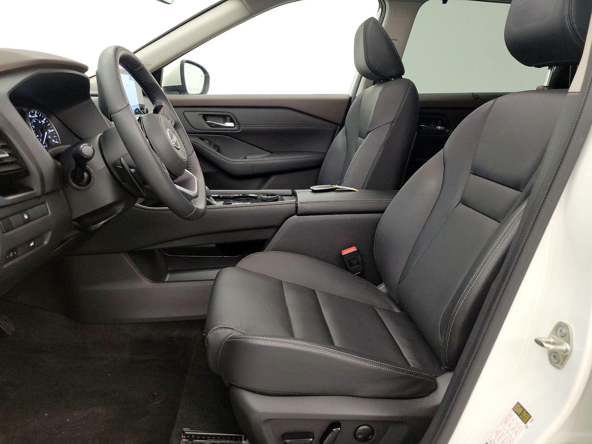 Thumbnail: 2023 Nissan Rogue - 11