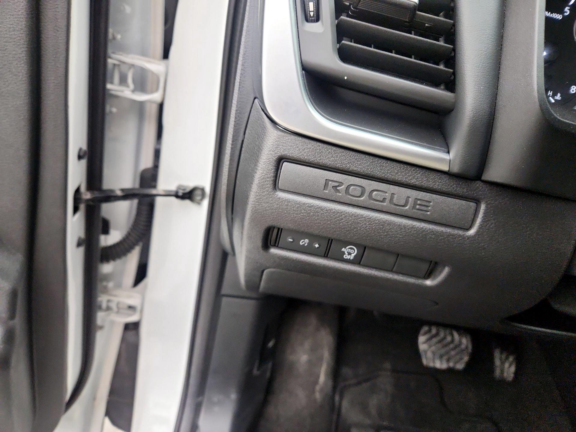 Thumbnail: 2023 Nissan Rogue - 13