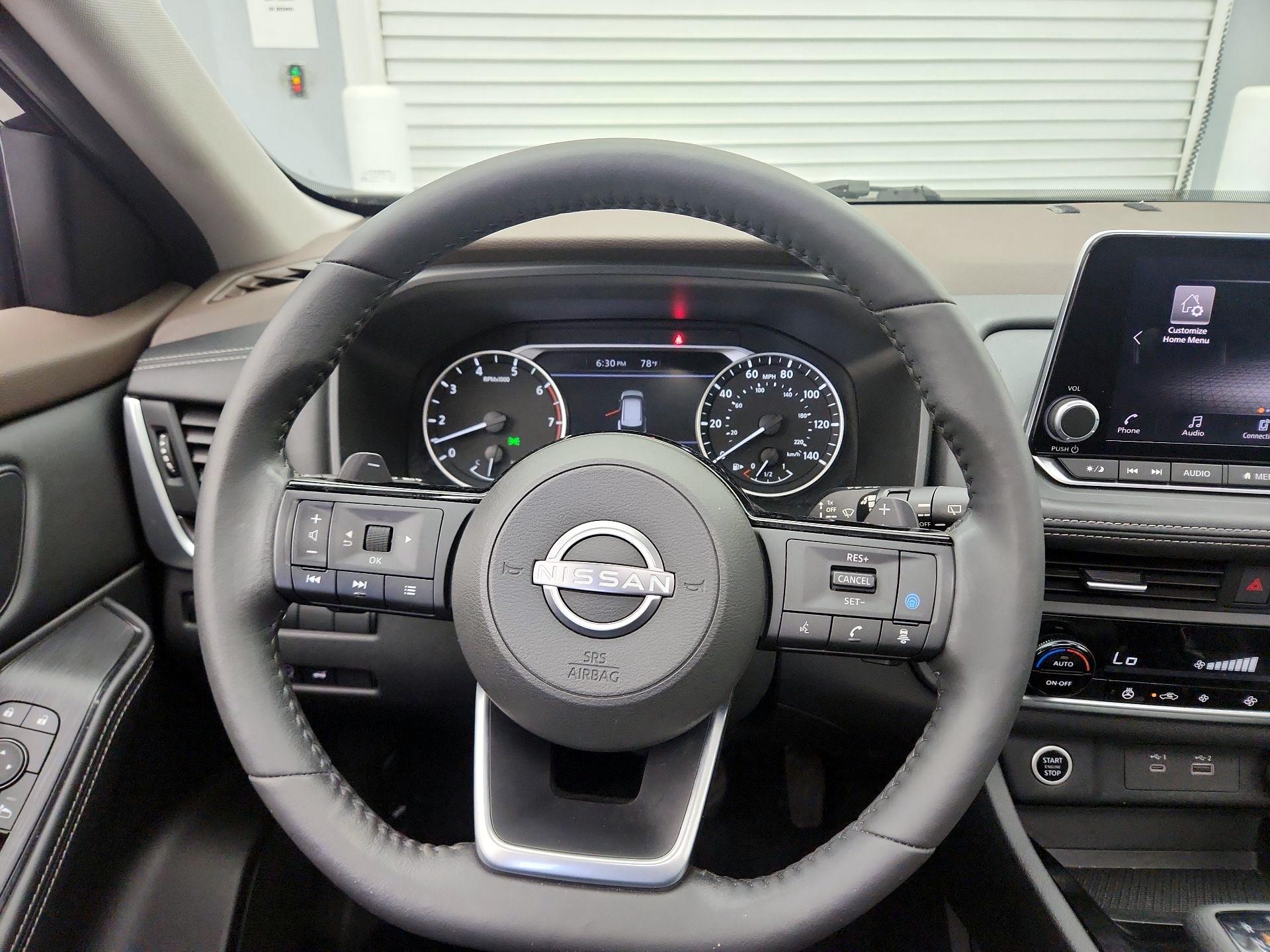 Thumbnail: 2023 Nissan Rogue - 10