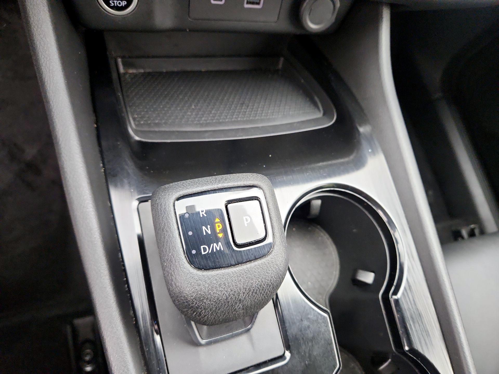 Thumbnail: 2023 Nissan Rogue - 17