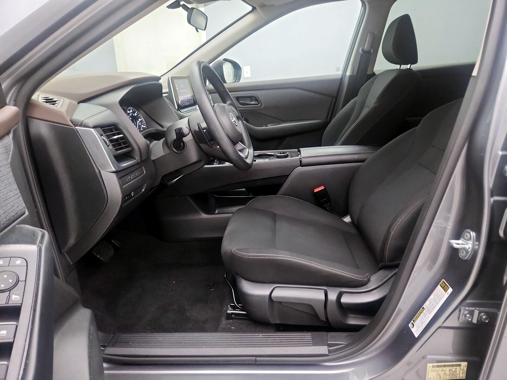 Thumbnail: 2023 Nissan Rogue - 11