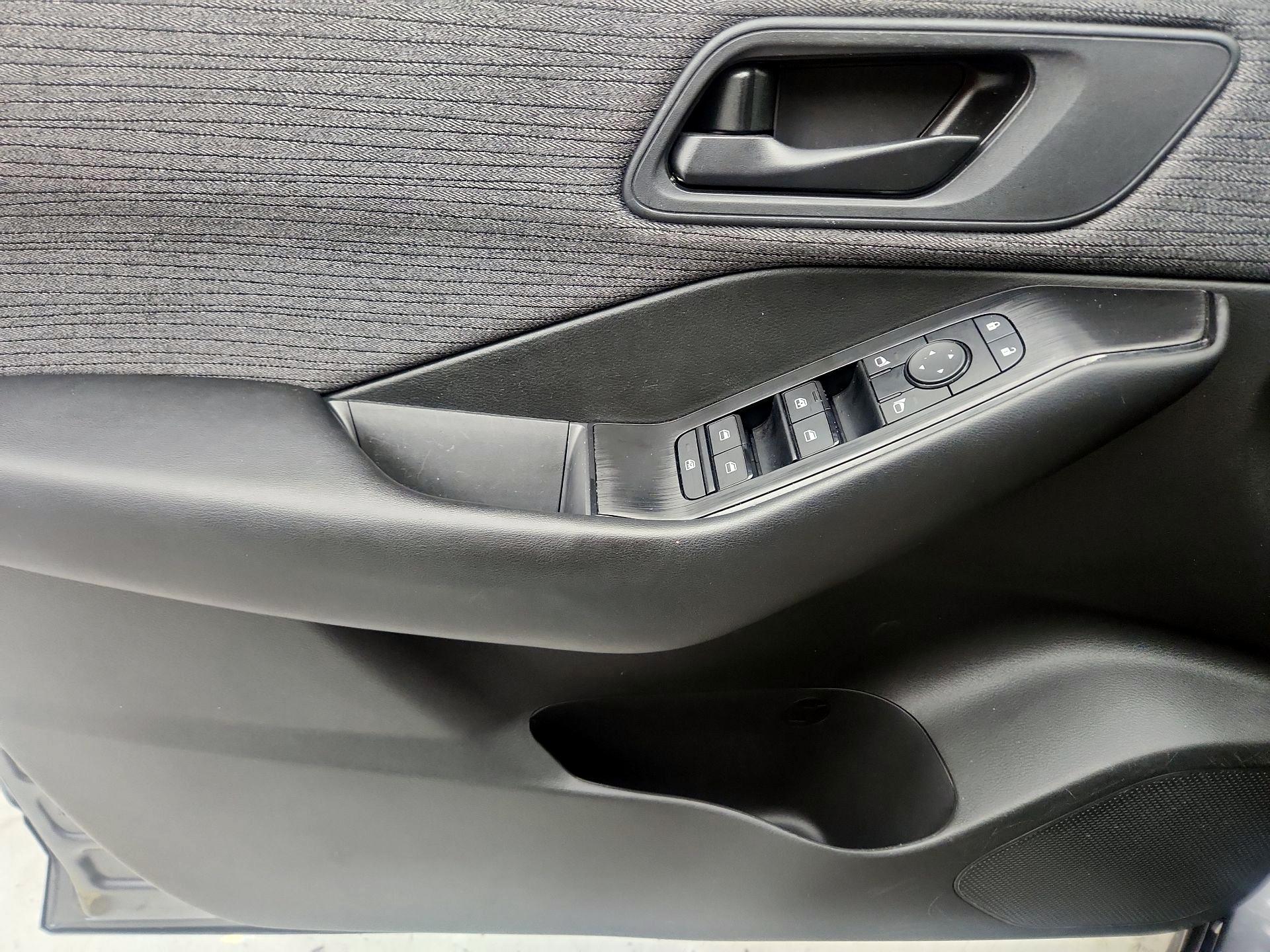 Thumbnail: 2023 Nissan Rogue - 12