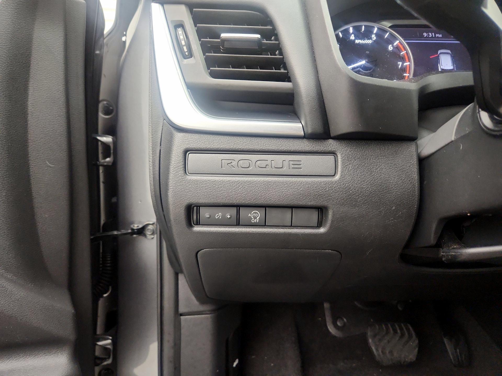 Thumbnail: 2023 Nissan Rogue - 13