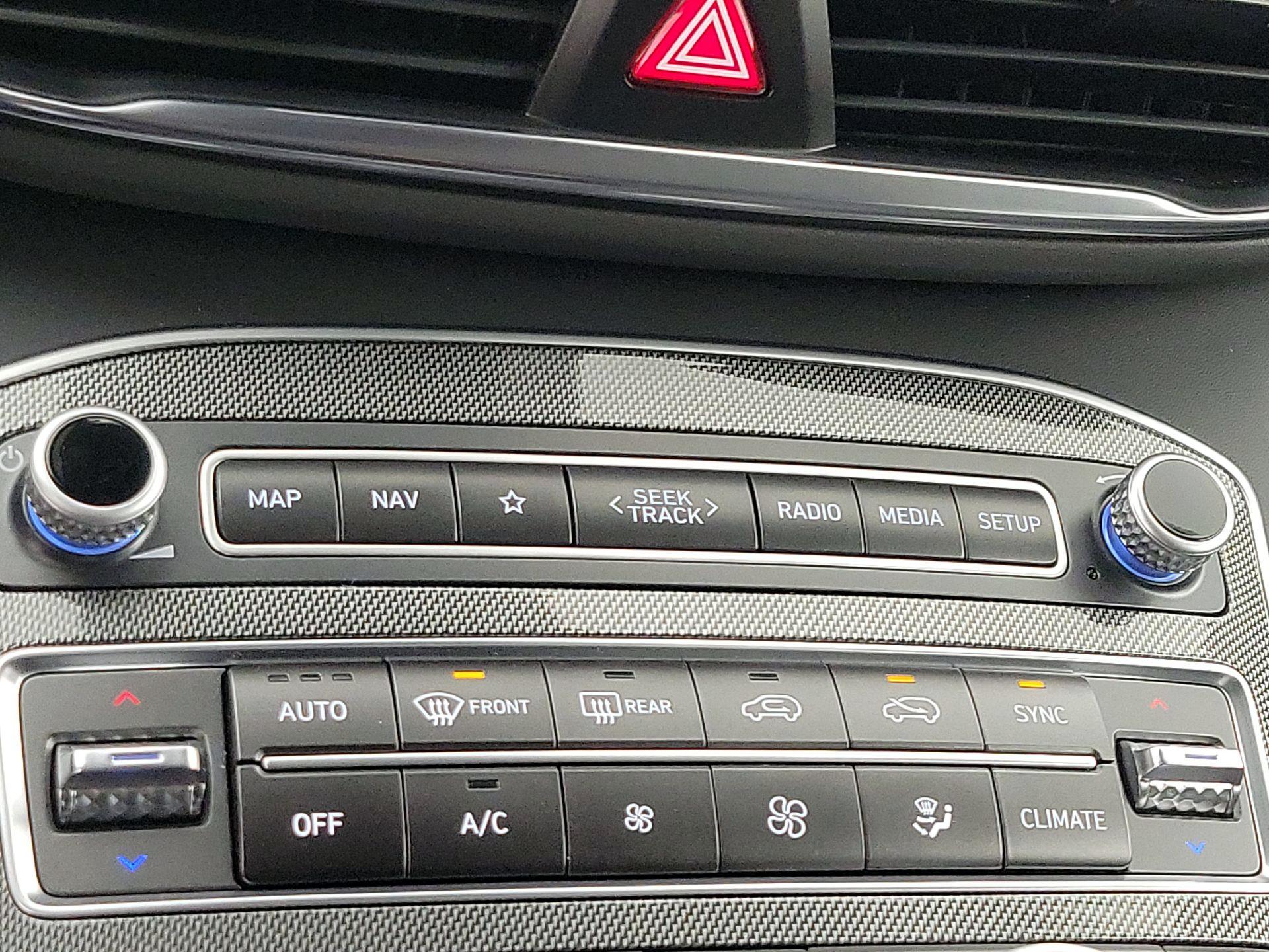 Thumbnail: 2023 Hyundai Santa Fe - 17