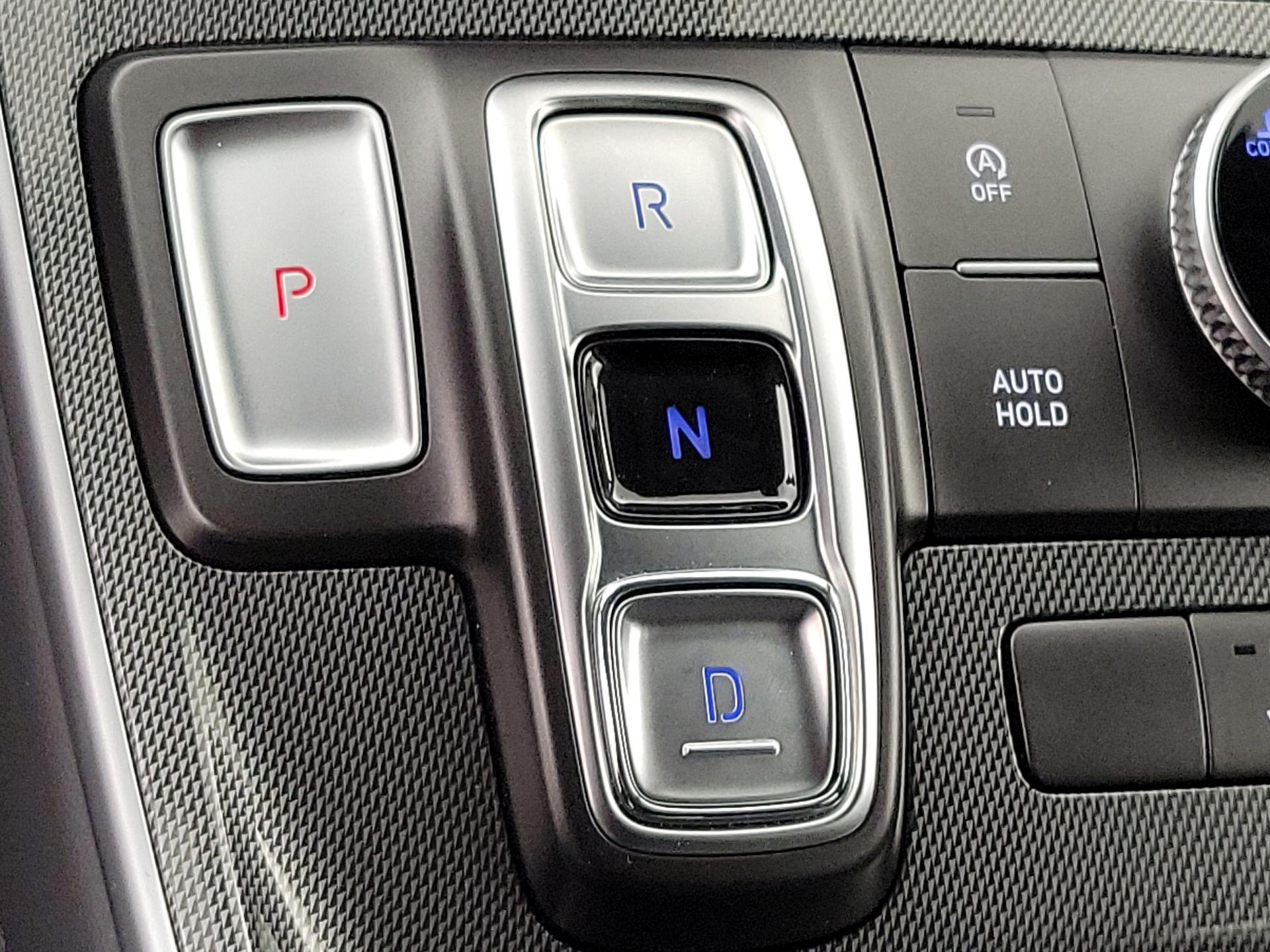 Thumbnail: 2023 Hyundai Santa Fe - 18