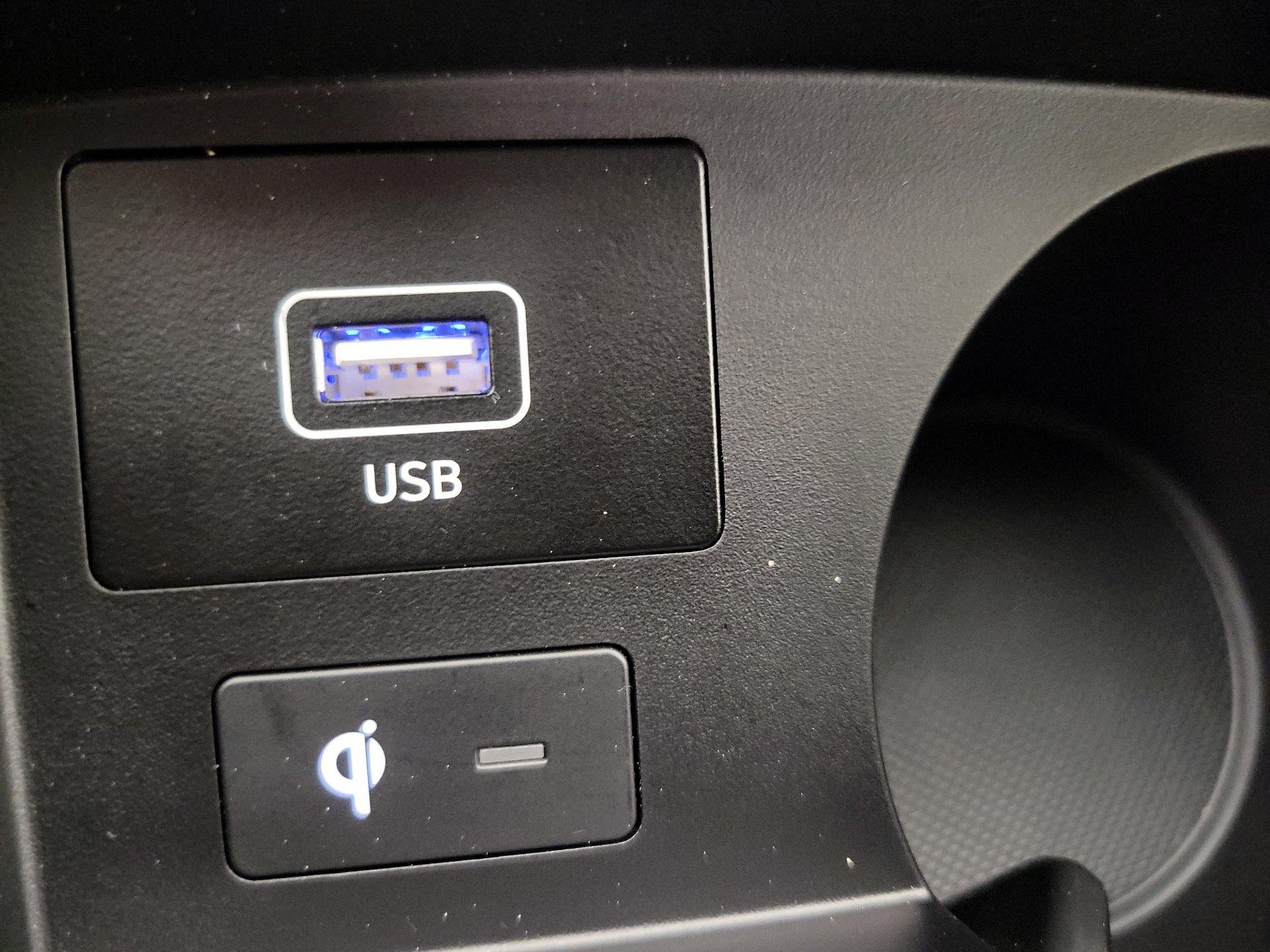 Thumbnail: 2023 Hyundai Santa Fe - 19